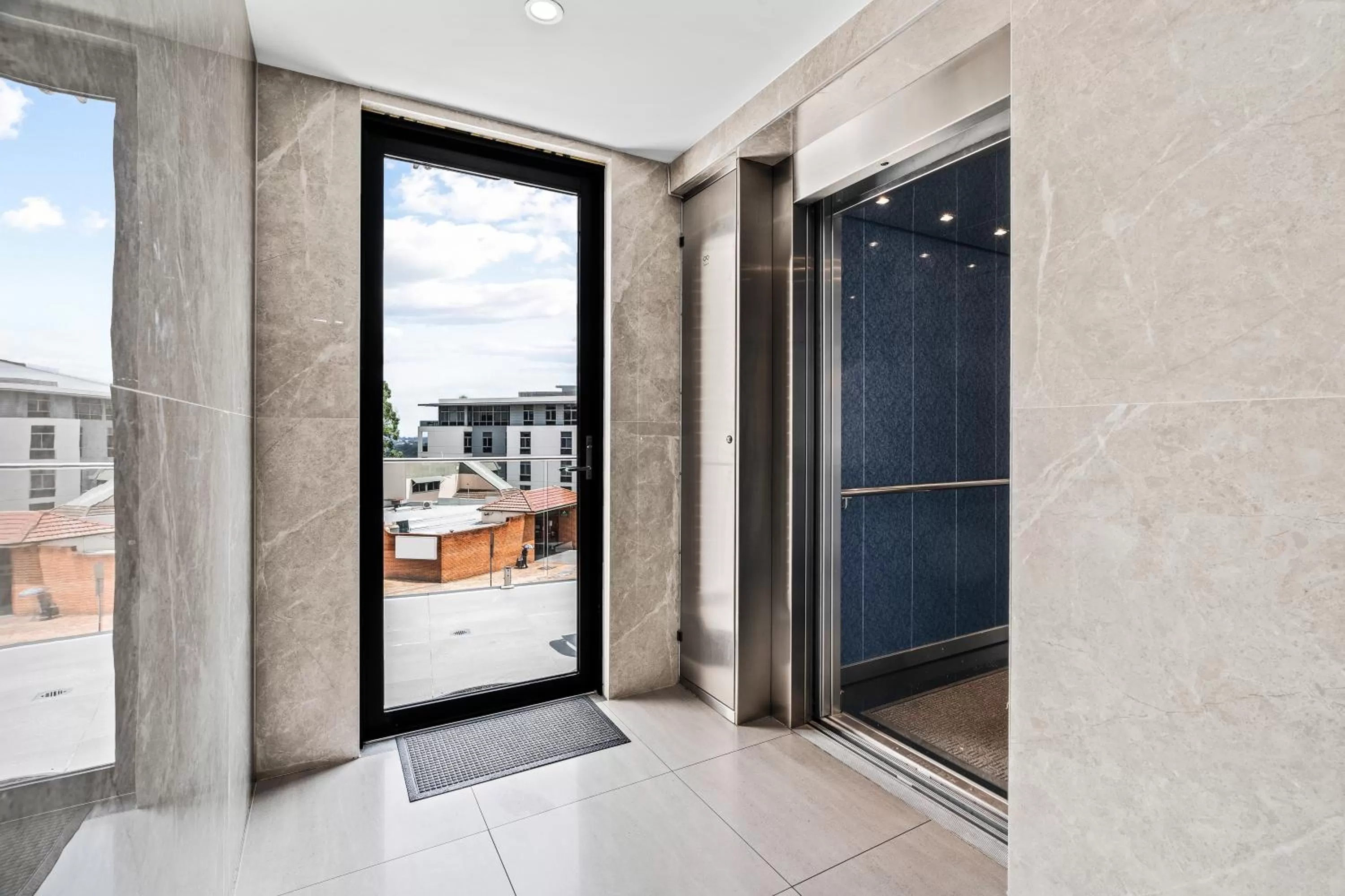 Area and facilities in Seranin | Gordon