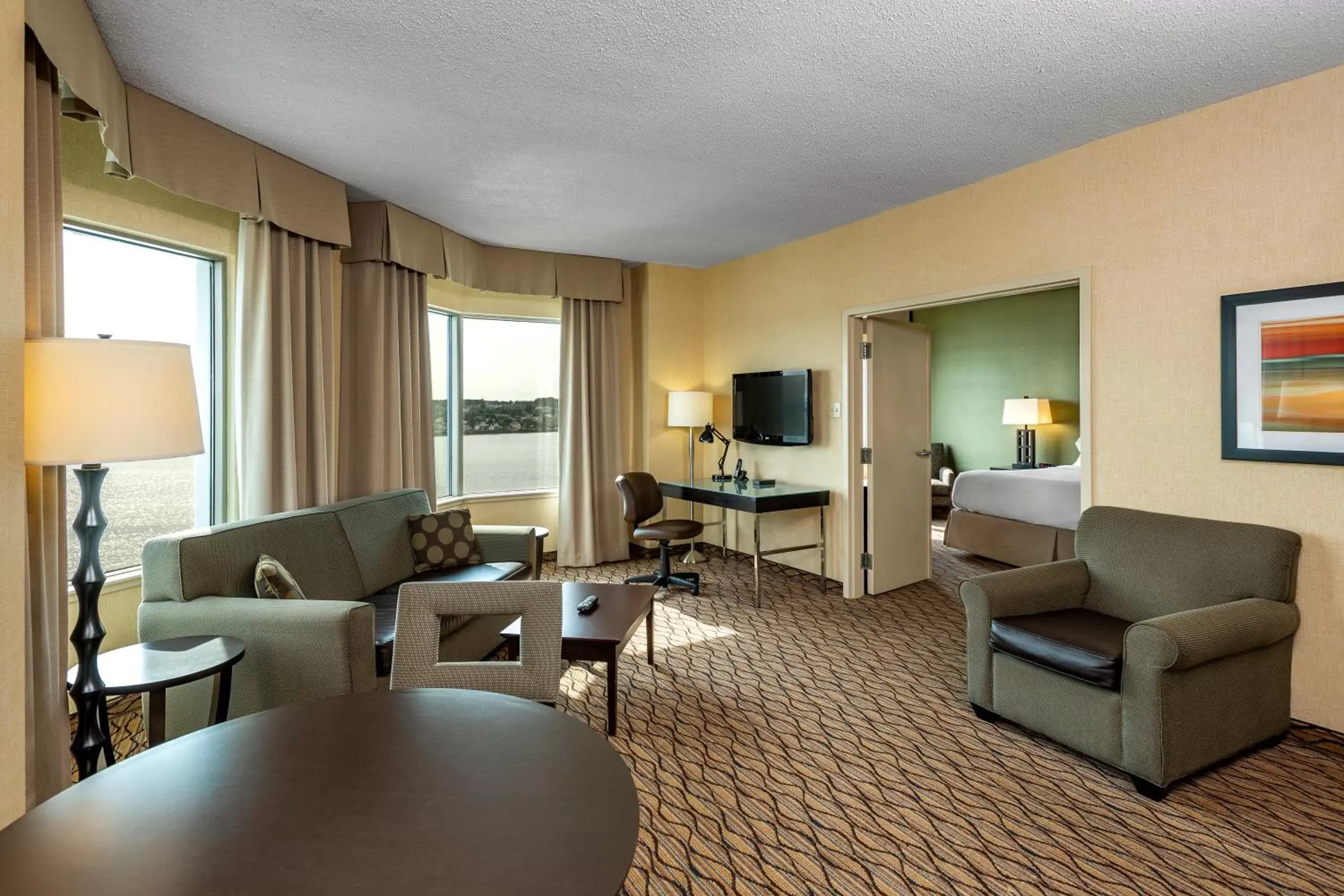 King Suite with Sofa Bed in Holiday Inn Sydney - Waterfront by IHG King Suite with Sofa Bed in Holiday Inn Sydney - Waterfront by IHG