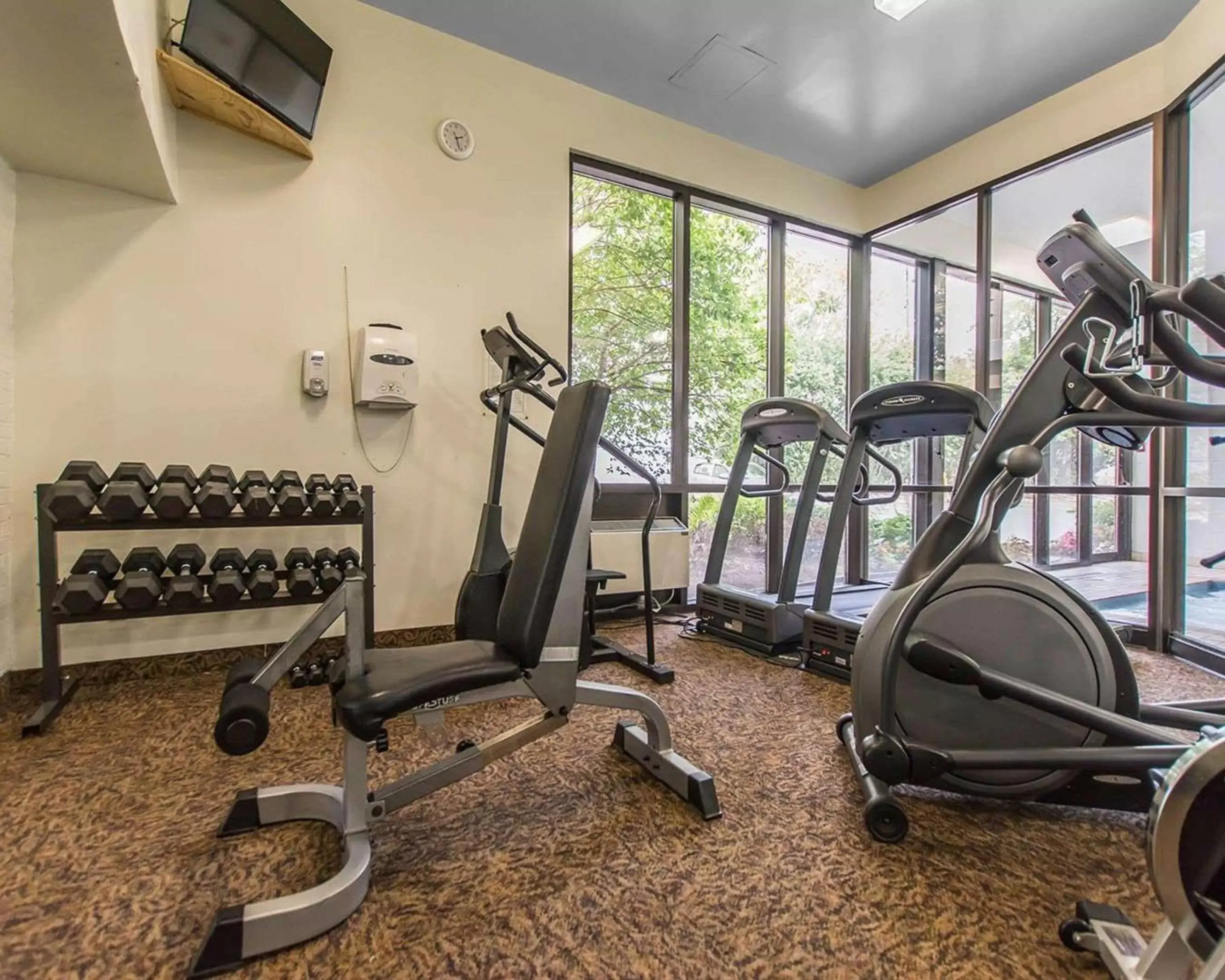 Fitness centre/facilities, Fitness Center/Facilities in Quality Inn & Suites Bay Front