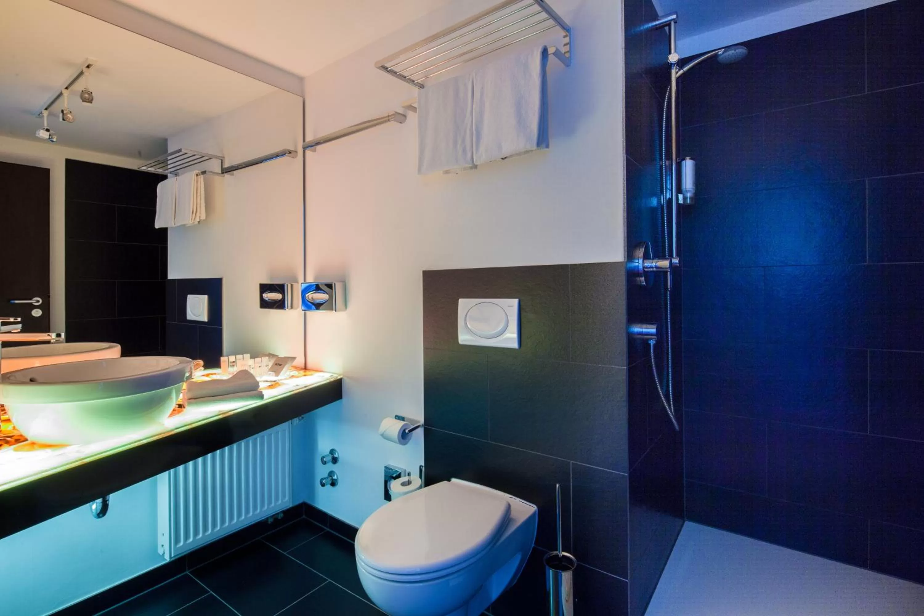 Bathroom in Hotel Der Achtermann