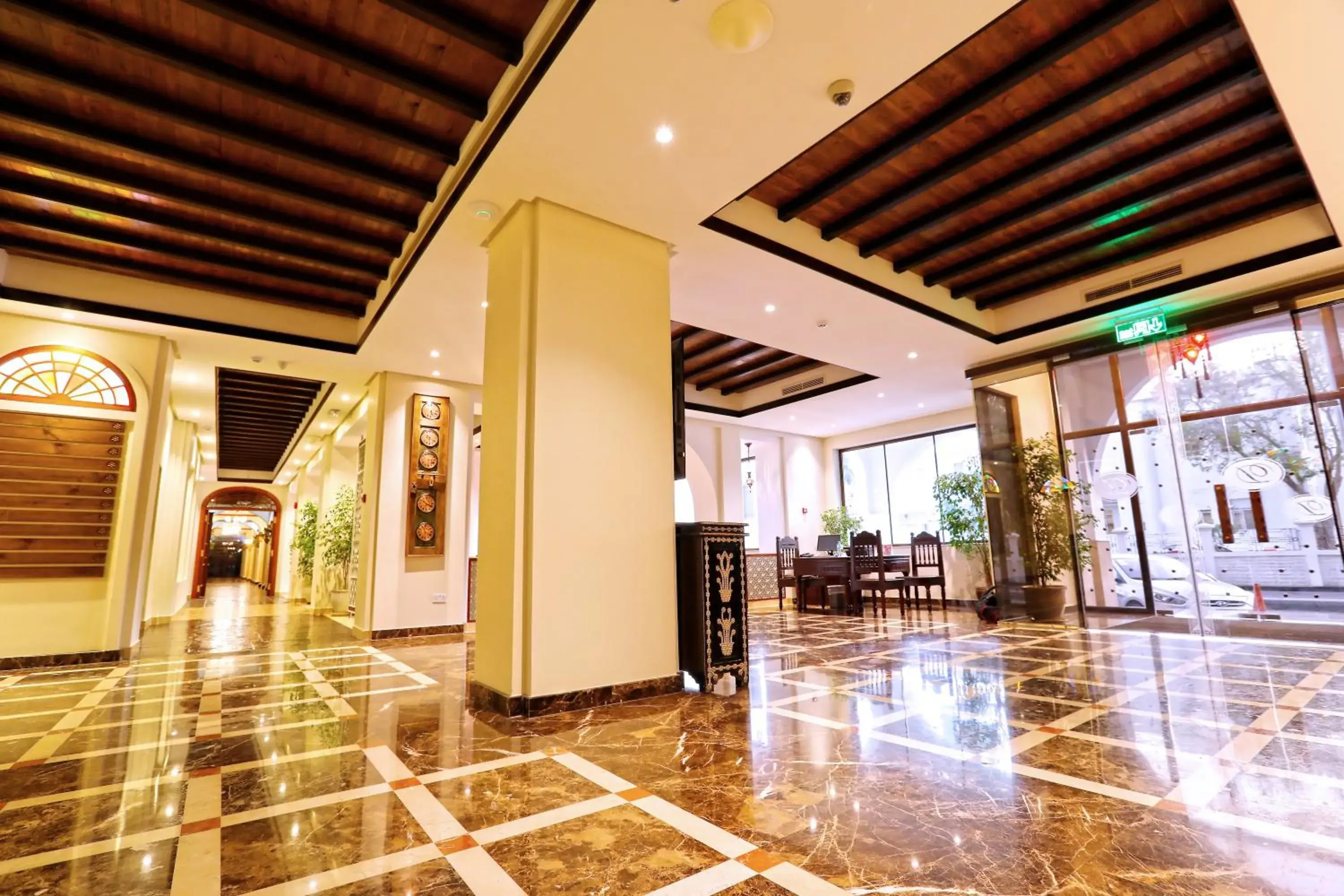 Lobby or reception in Delmon International Hotel