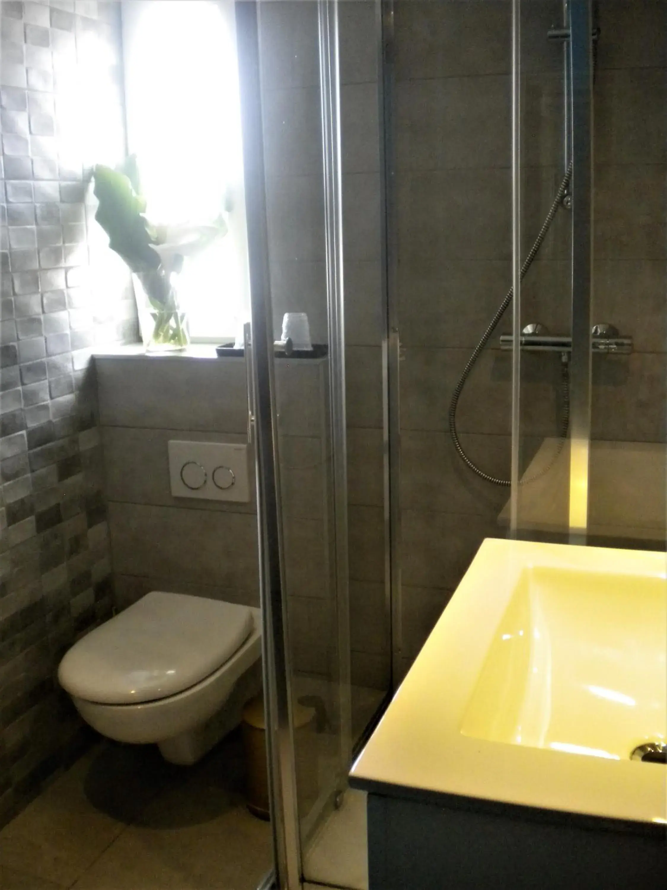 Shower, Bathroom in Be Cottage Hotel