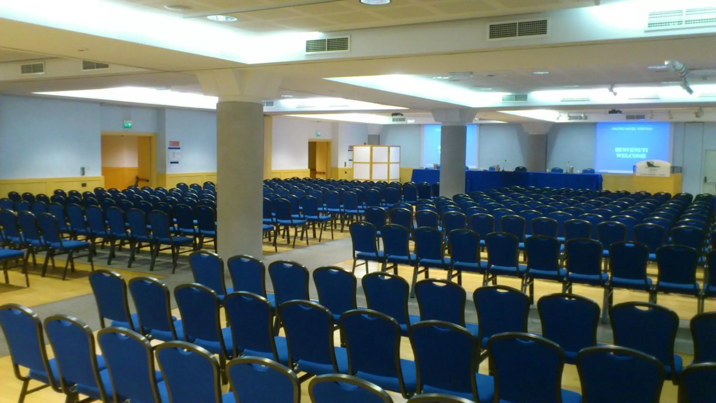 Business facilities, Business Area/Conference Room in Pacific Hotel Fortino