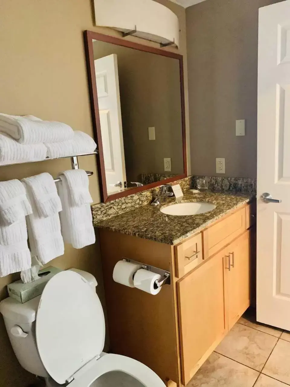 Queen Studio Suite with Roll In Shower - Mobility Accessible in Candlewood Suites Harrisburg I-81 Hershey Area by IHG Queen Studio Suite with Roll In Shower - Mobility Accessible in Candlewood Suites Harrisburg I-81 Hershey Area by IHG