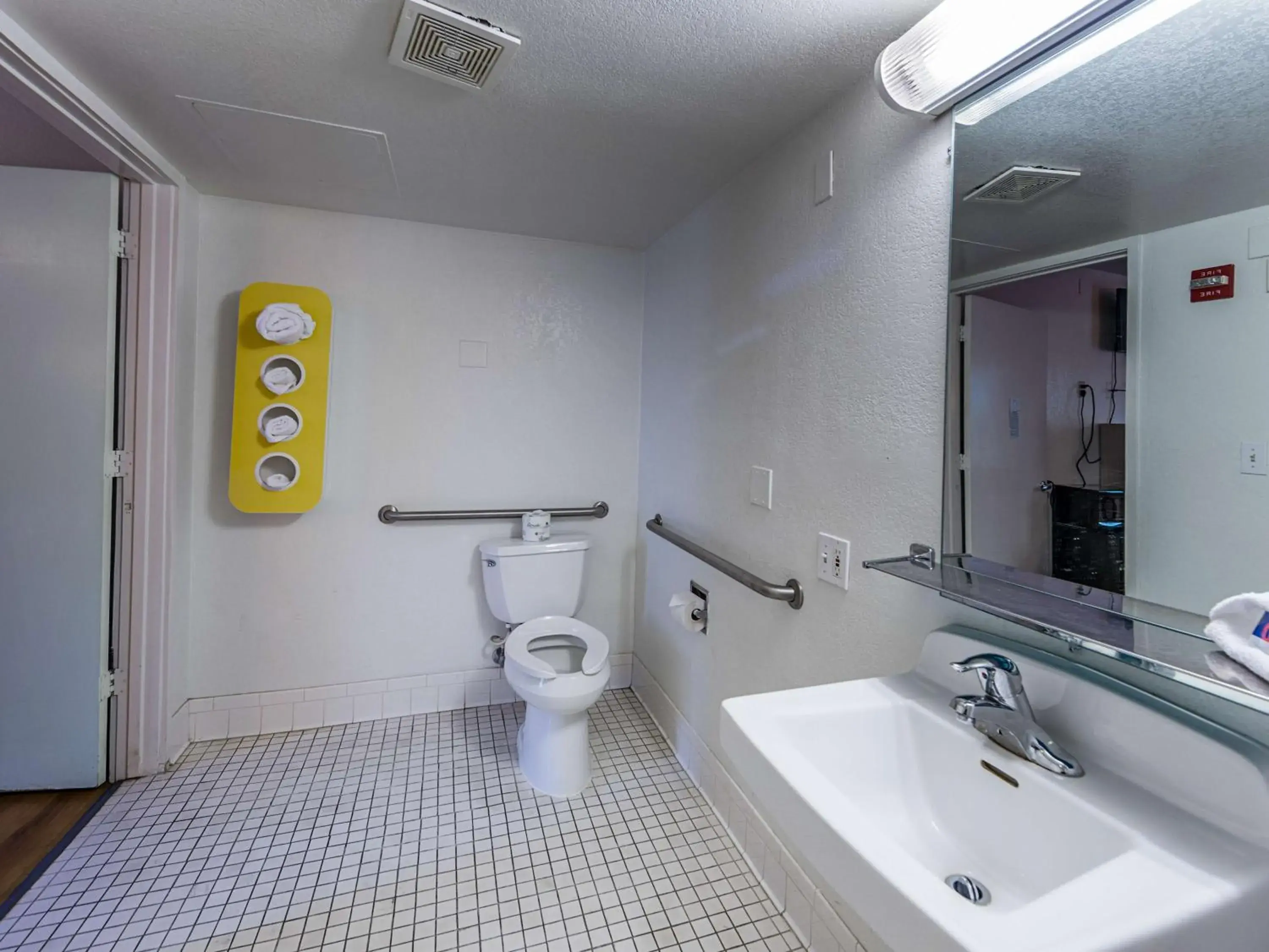 Toilet, Bathroom in Motel 6-Yreka, CA