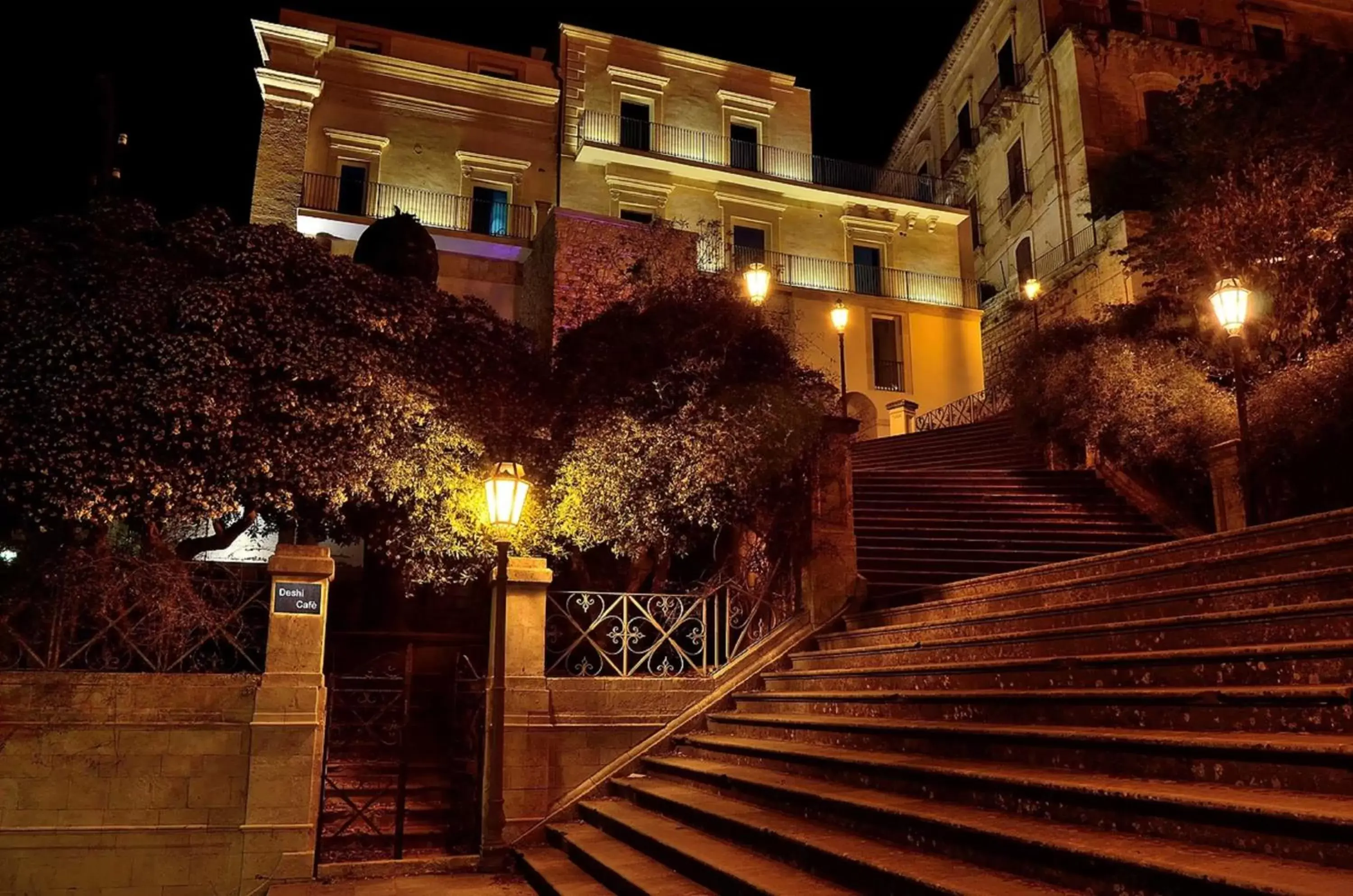 Facade/entrance, Property Building in San Giorgio Modica Hotel