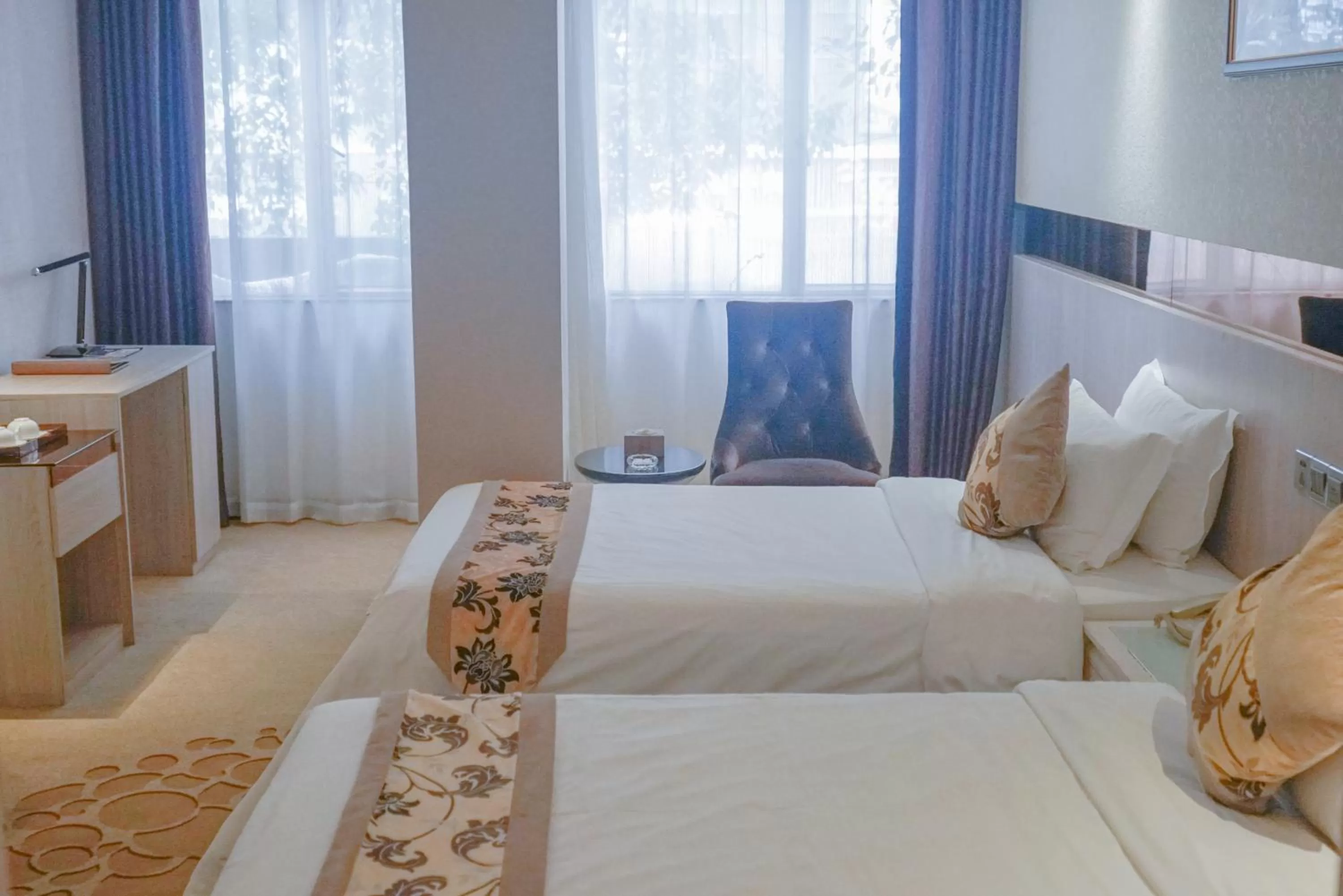 Photo of the whole room, Bed in Paco Hotel Tianhe Coach Terminal Metro Satation Guangzhou-Free Shuttle Bus for Canton Fair