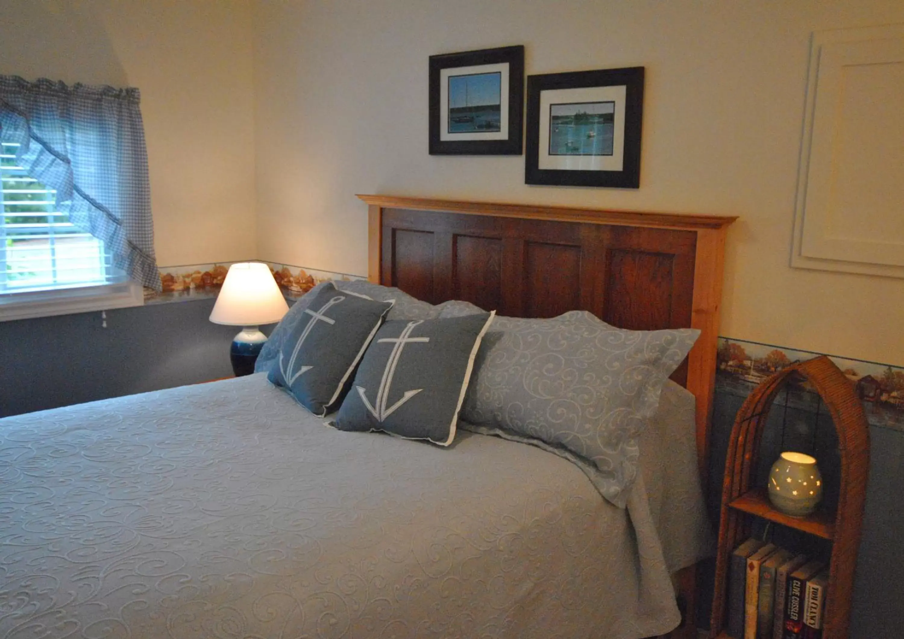 Bedroom, Bed in Dominion Hill Country Inn