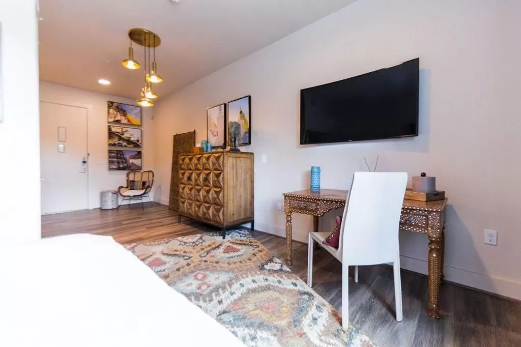 The Bishop Arts Hotel by Qresorts