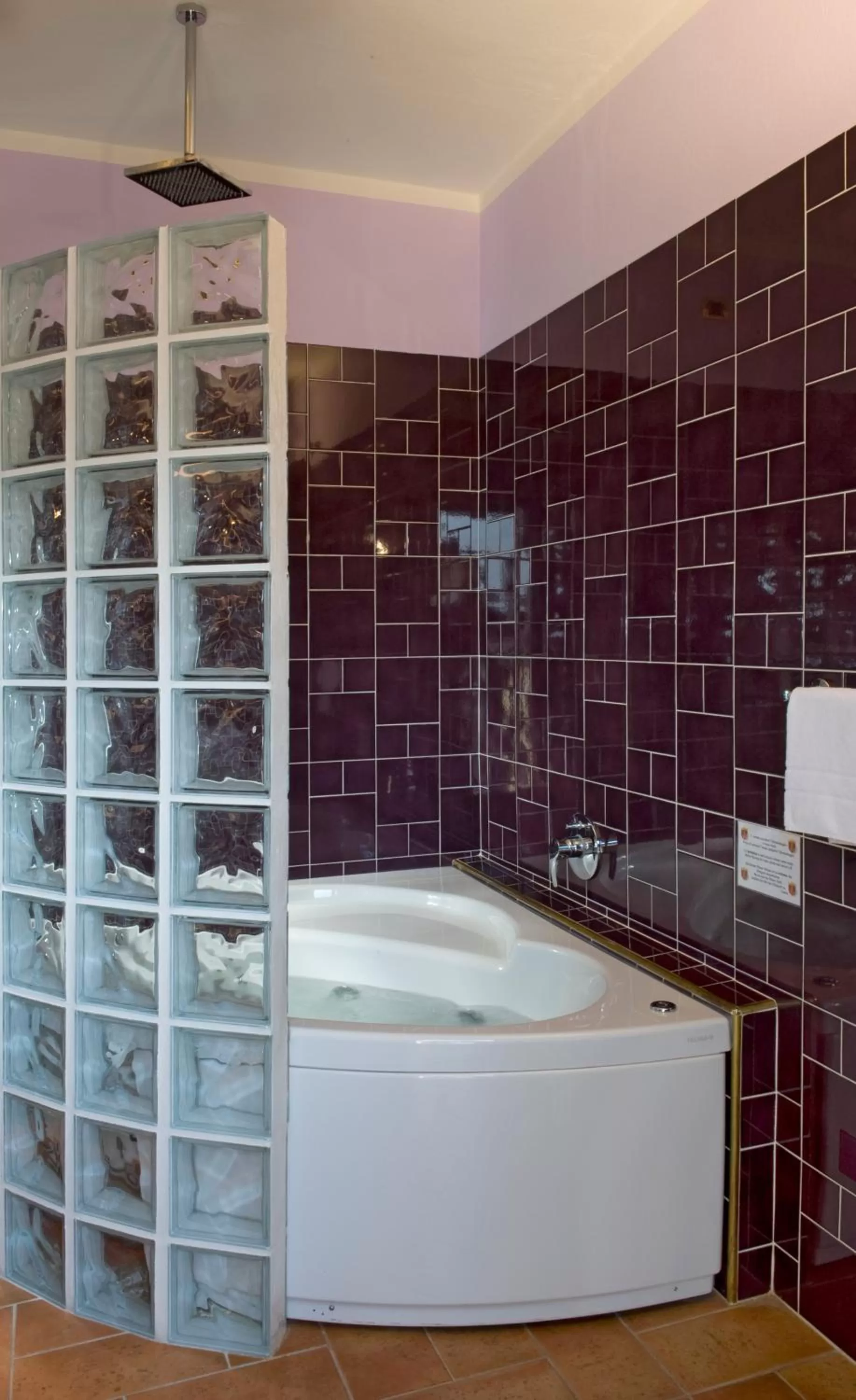 Hot Tub in B&B 7 Vizi