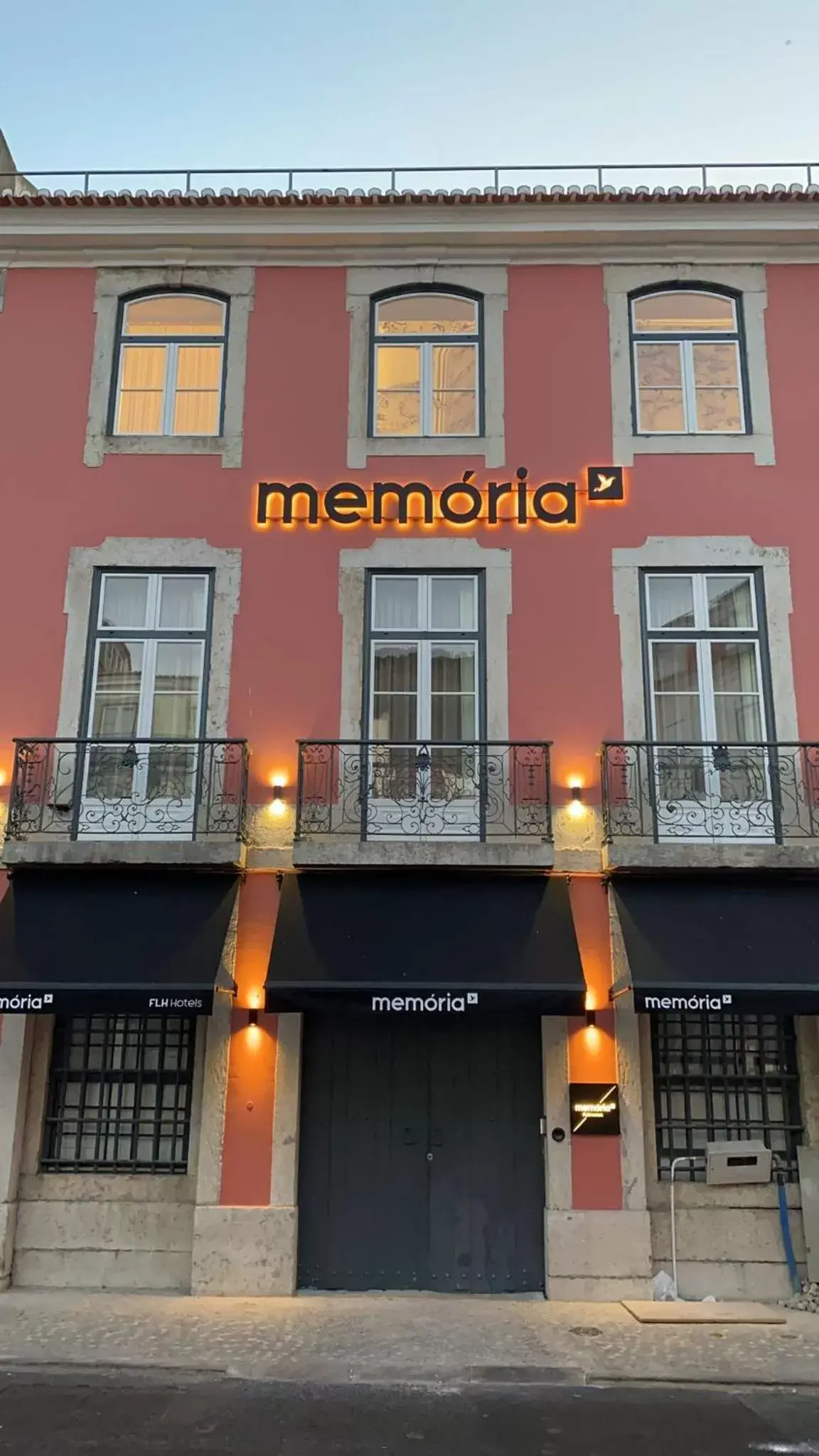 Facade/entrance, Property Building in Memoria Lisboa FLH Hotels