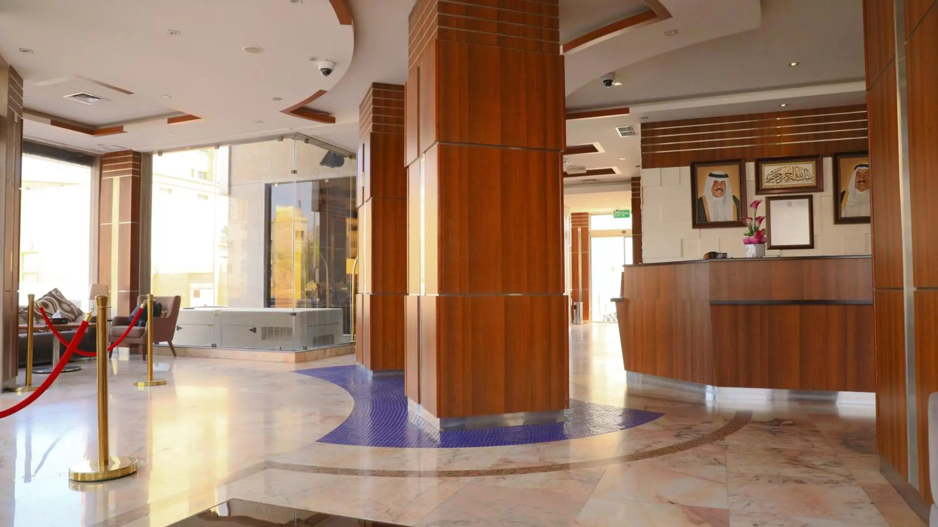 Lobby/Reception in Laguna Hotel Suites