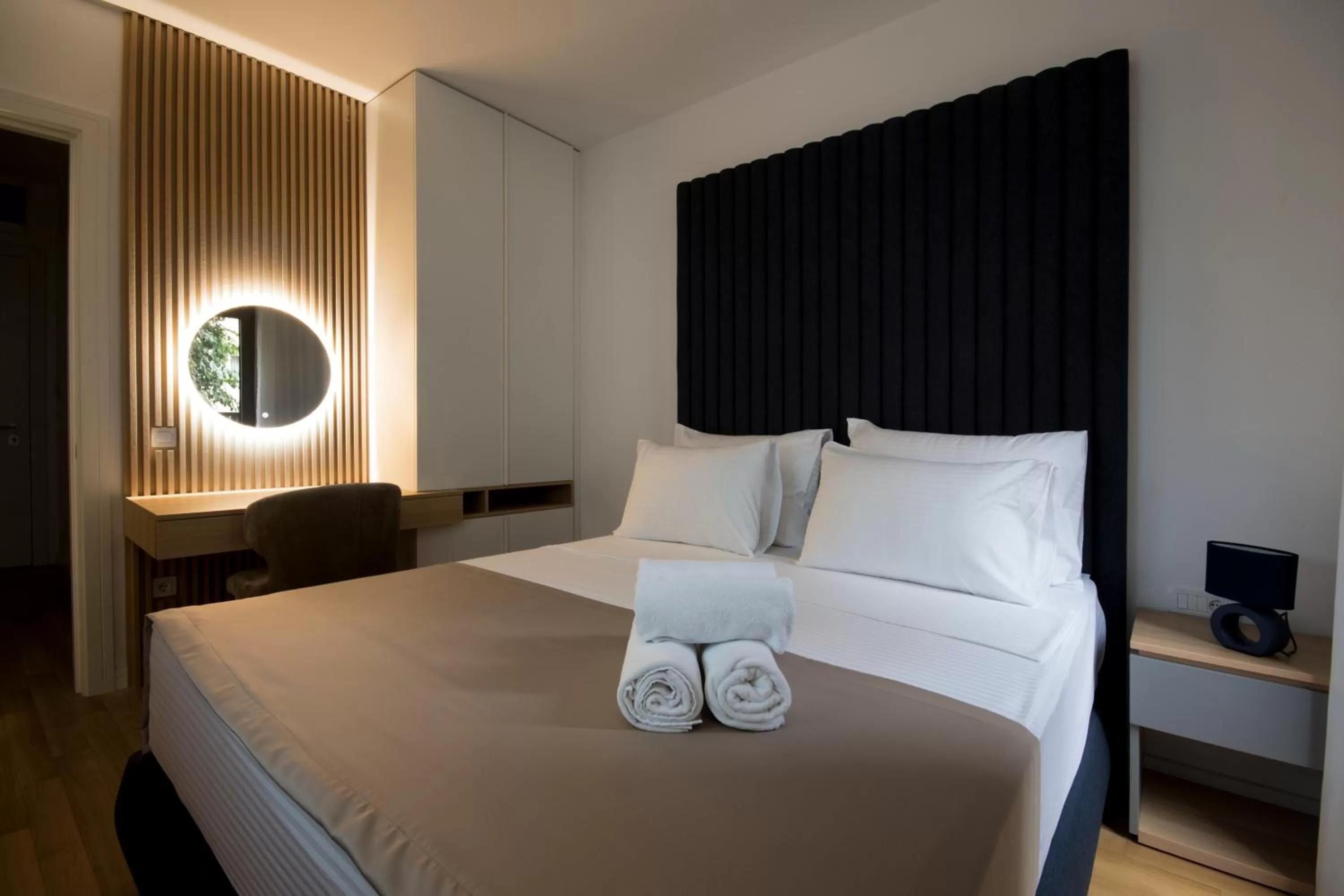 Bedroom, Bed in Hotel LoRa