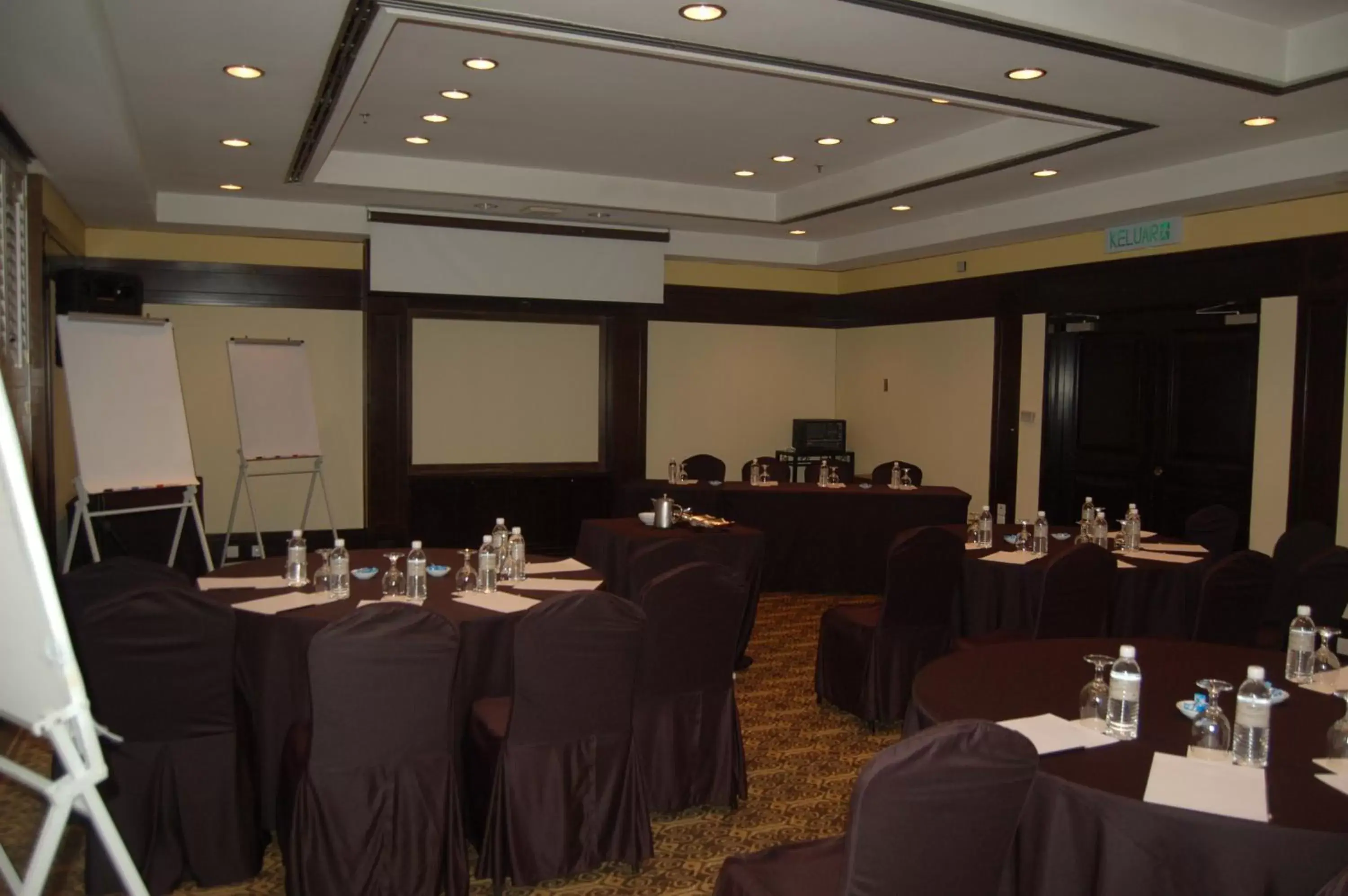 Business facilities in The Saujana Kuala Lumpur