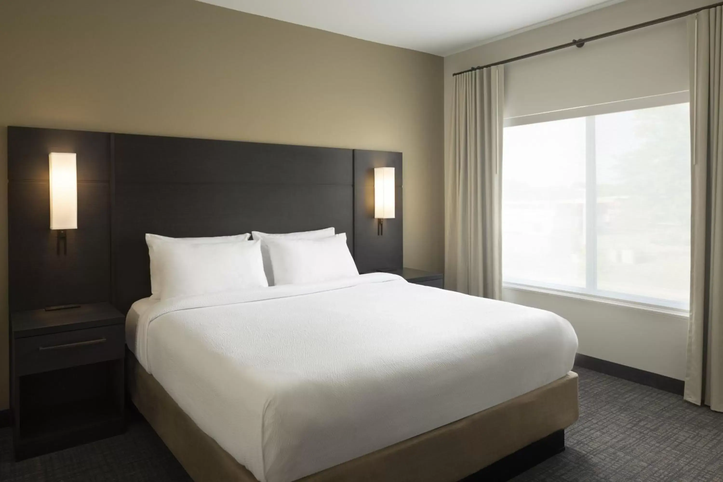 Bedroom, Bed in Residence Inn by Marriott Jonesboro