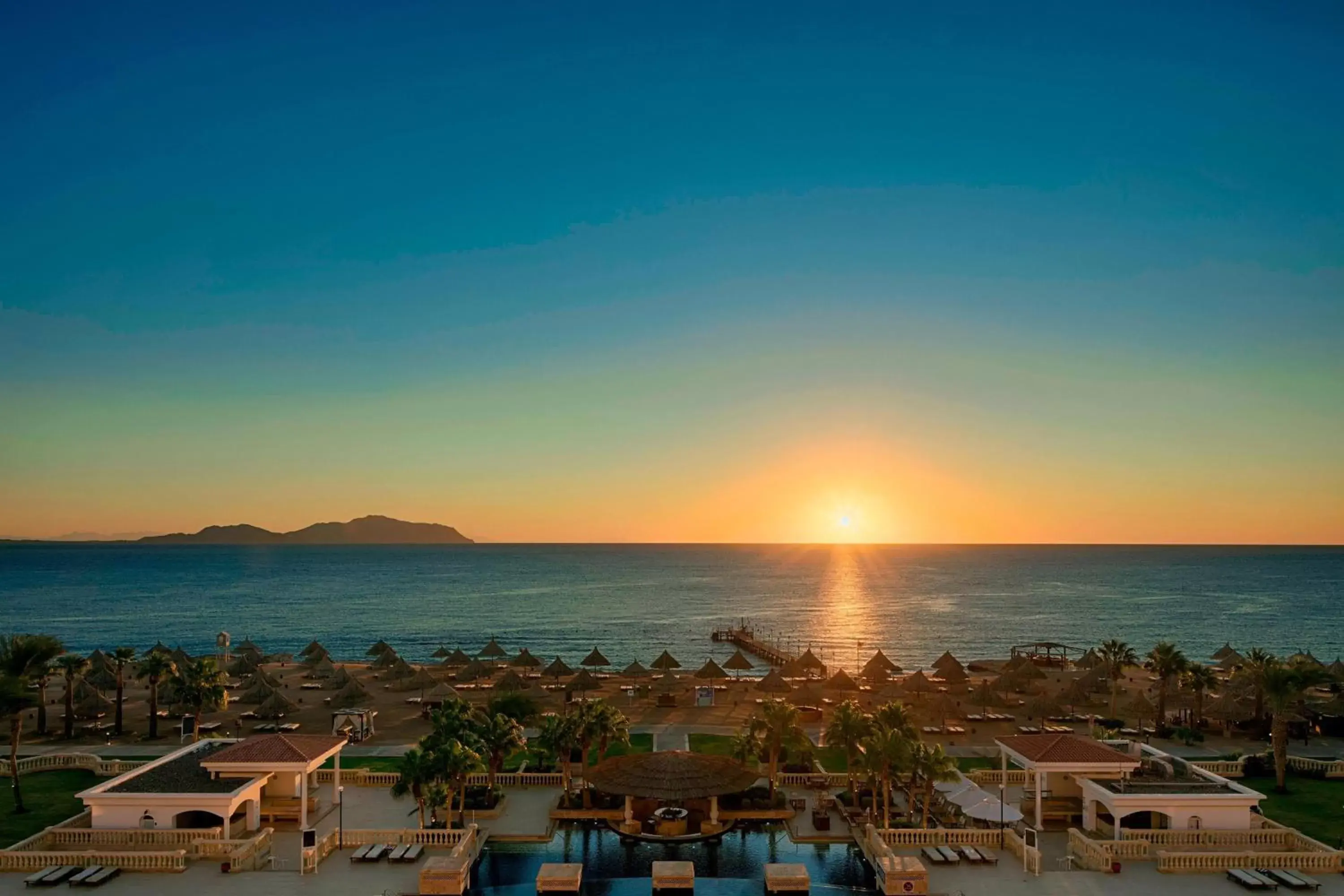 Swimming pool in Sheraton Sharm Hotel, Resort, Villas & Spa