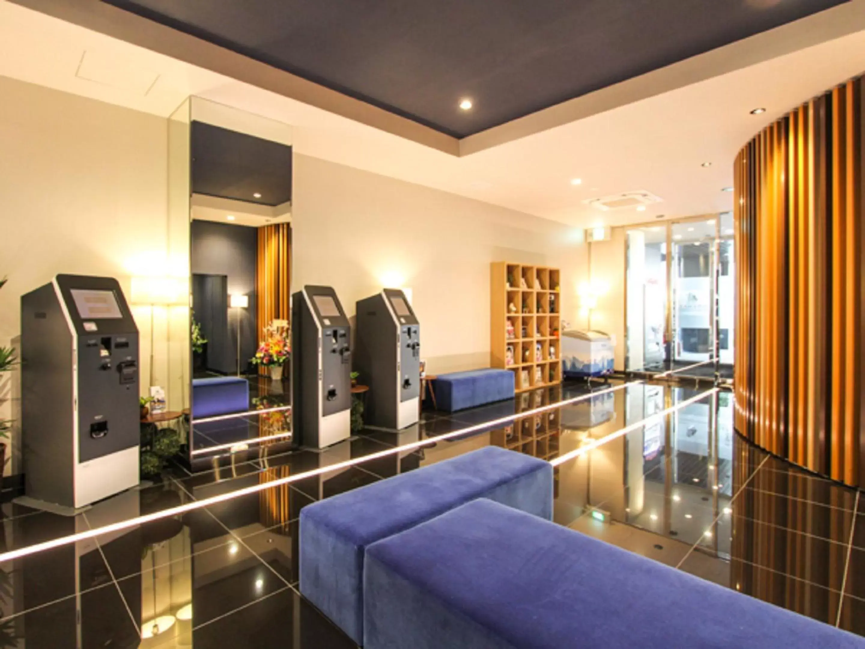 Lobby or reception in HOTEL LiVEMAX Osaka Yodoyabashi Lobby or reception in HOTEL LiVEMAX Osaka Yodoyabashi