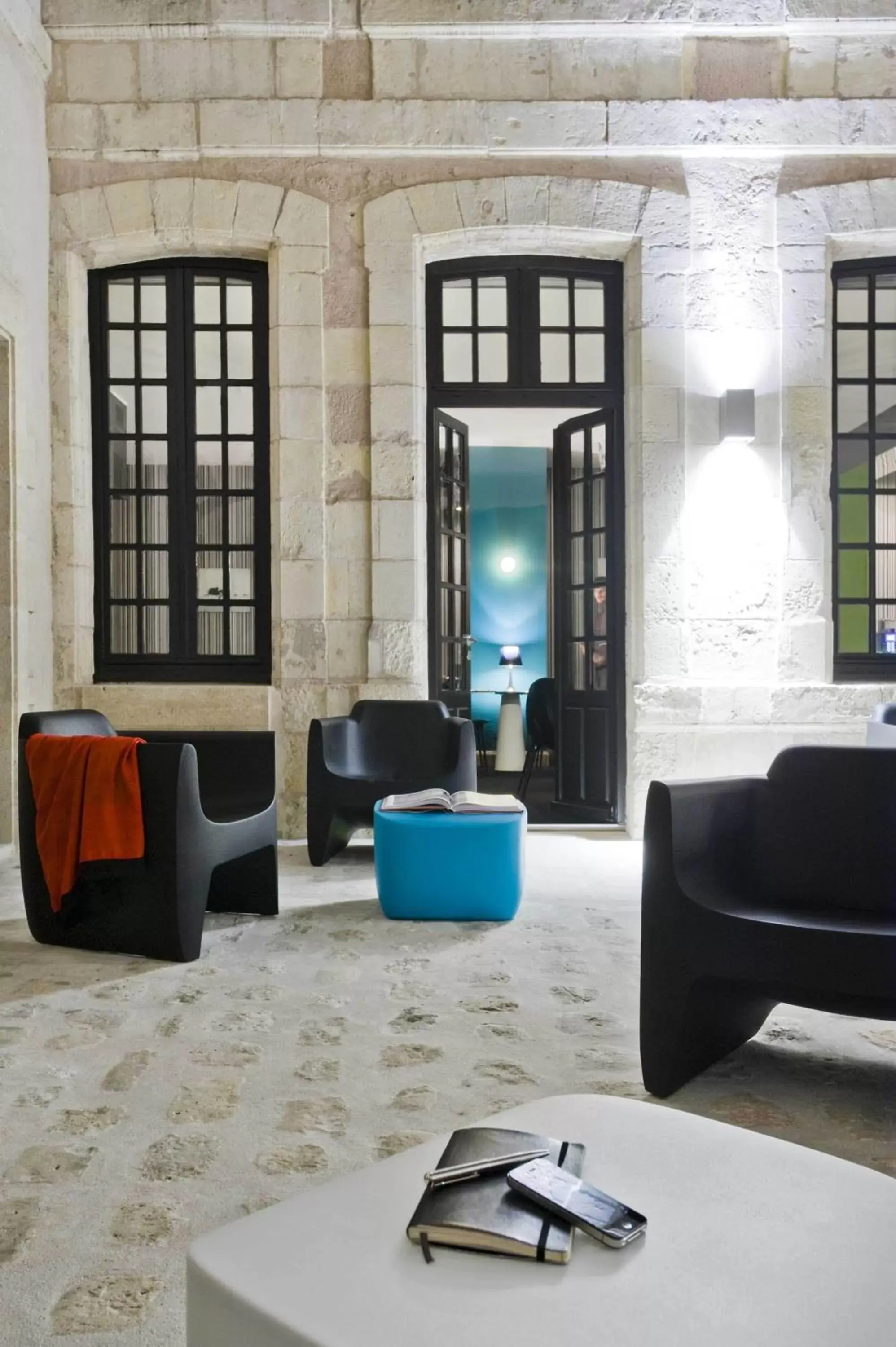 Lounge or bar, Seating Area in Hôtel La Monnaie Art & Spa