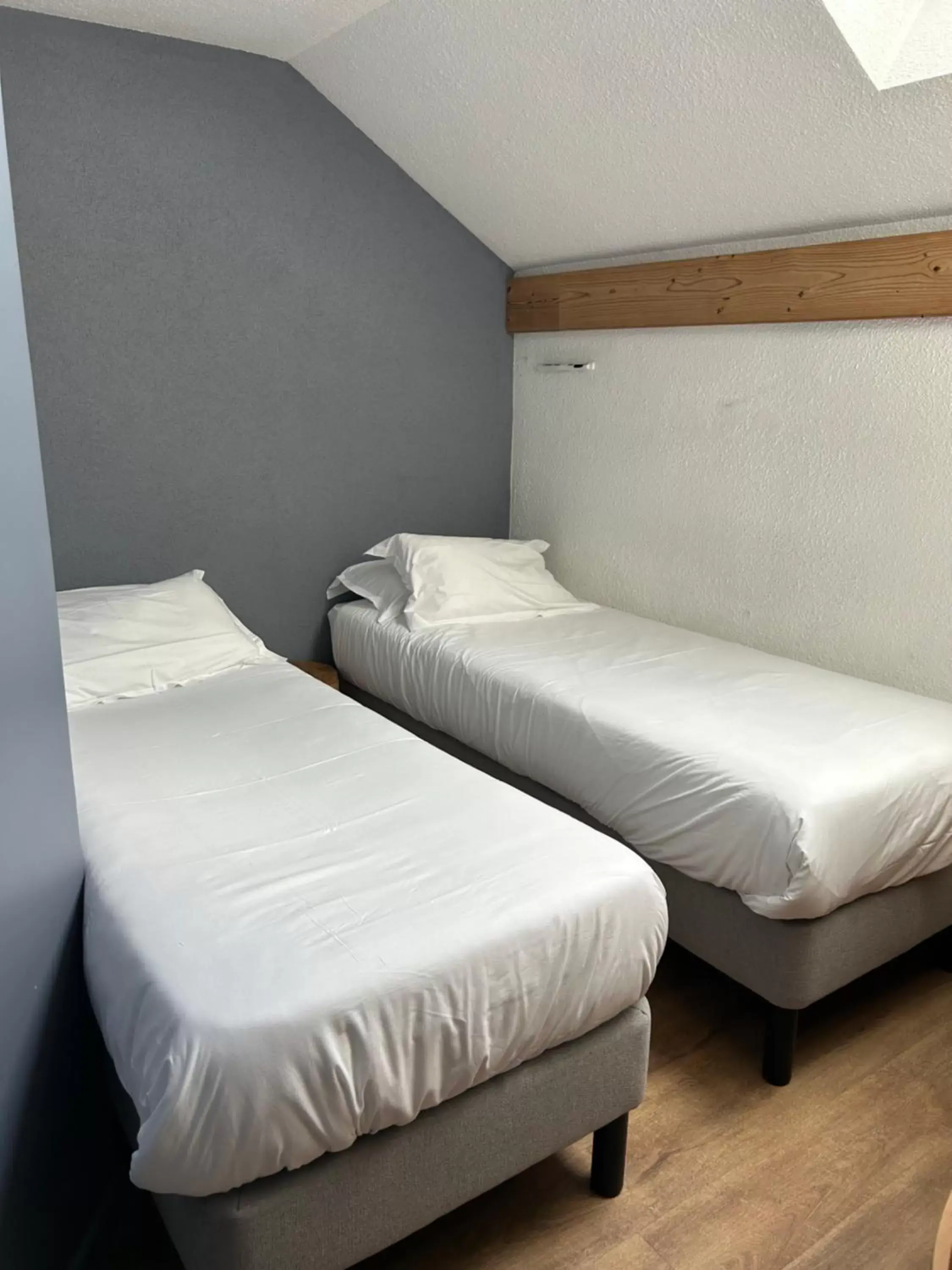 Bedroom, Bed in Sure Hotel by Best Western Annecy