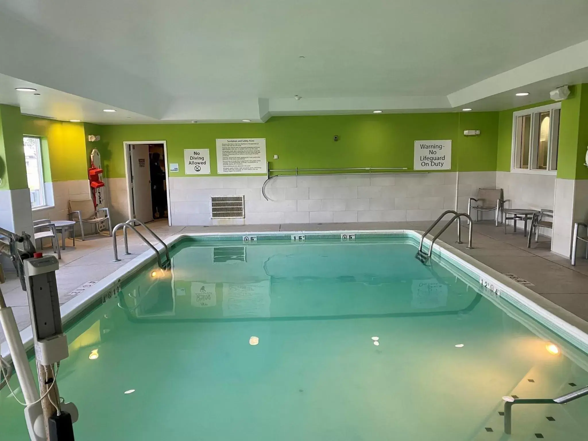 Swimming Pool in Holiday Inn Express Indianapolis - Fishers, an IHG Hotel