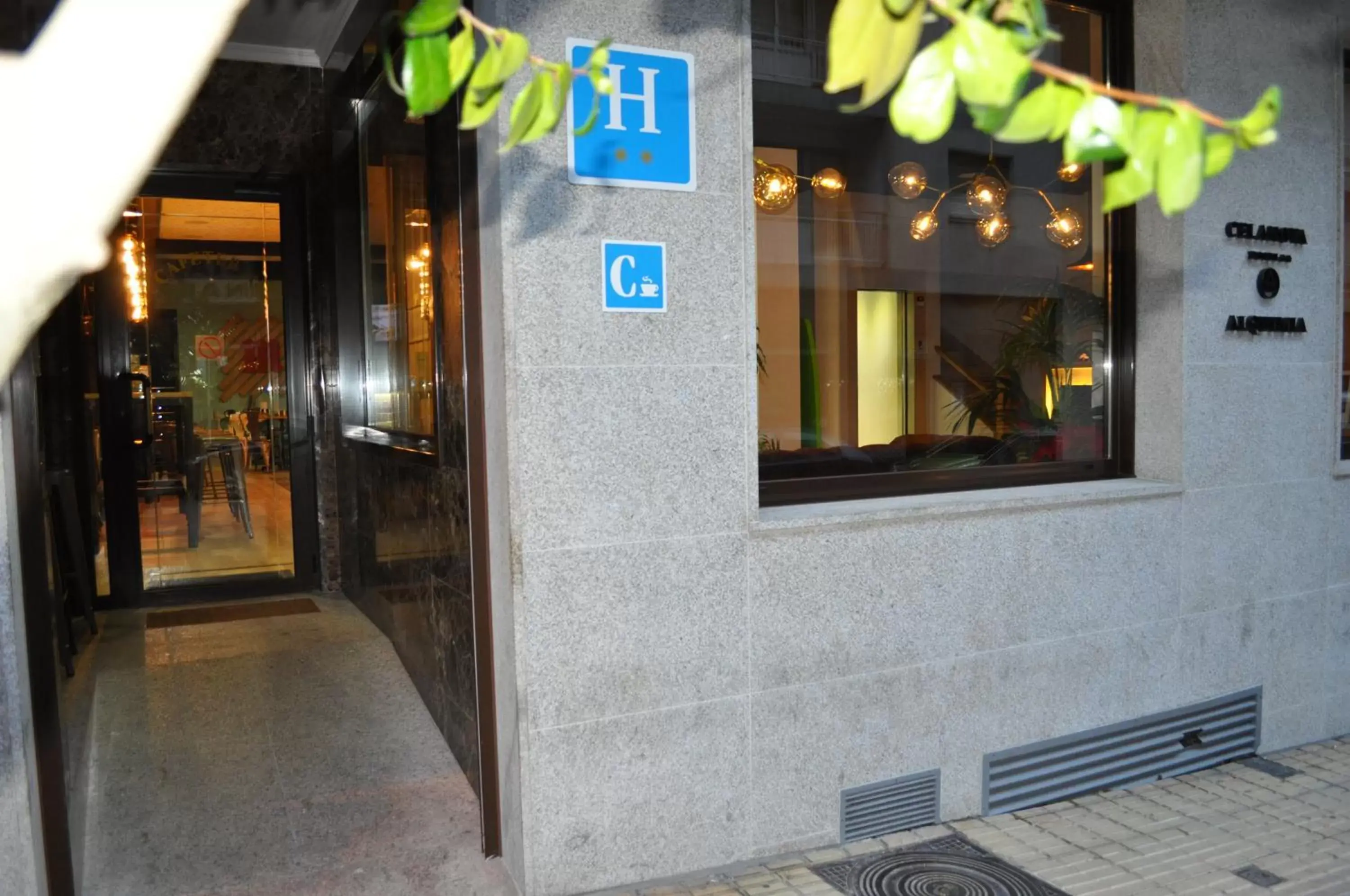 Facade/entrance in Hotel Celanova