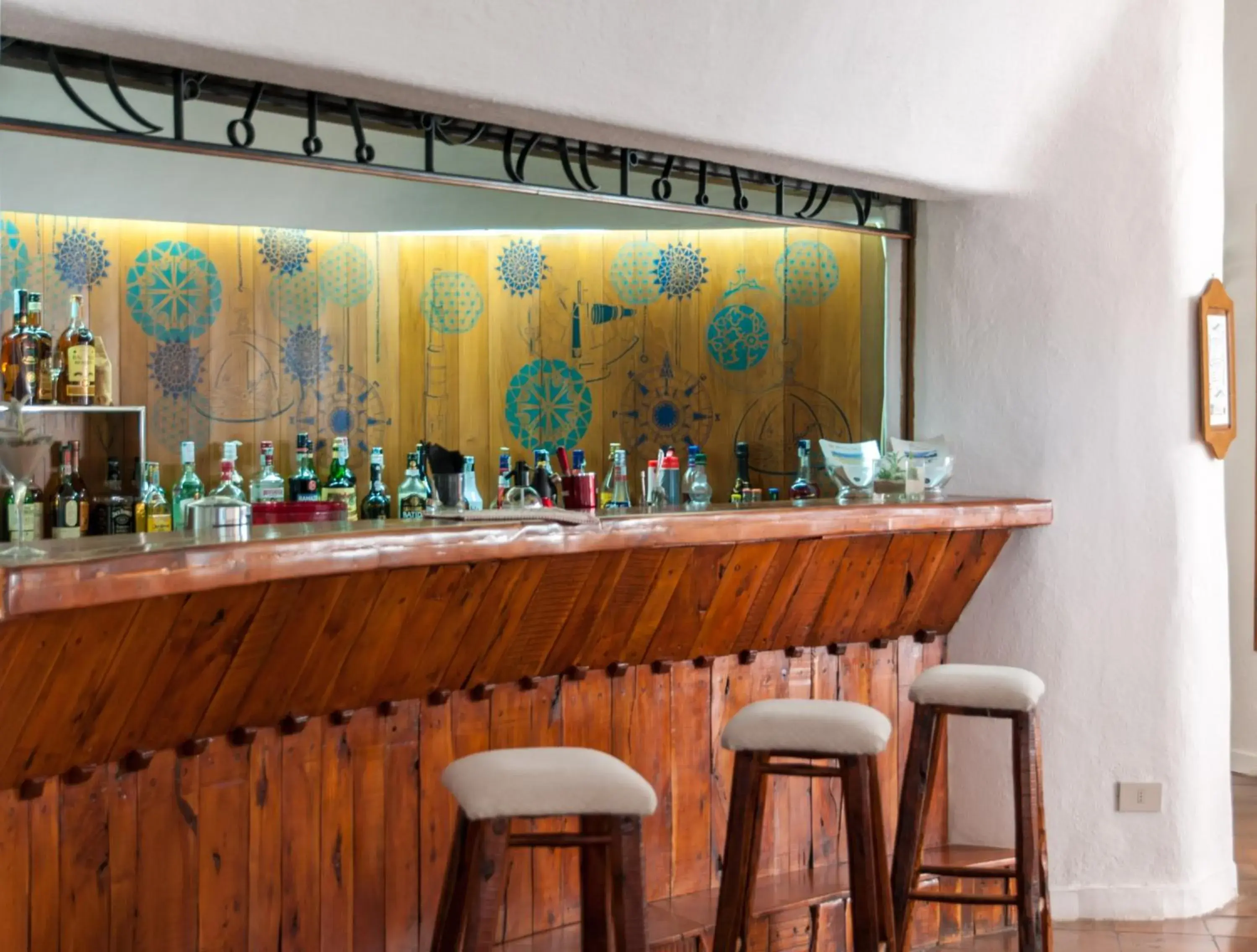 Lounge or bar in Hotel Luci di la Muntagna Lounge or bar in Hotel Luci di la Muntagna