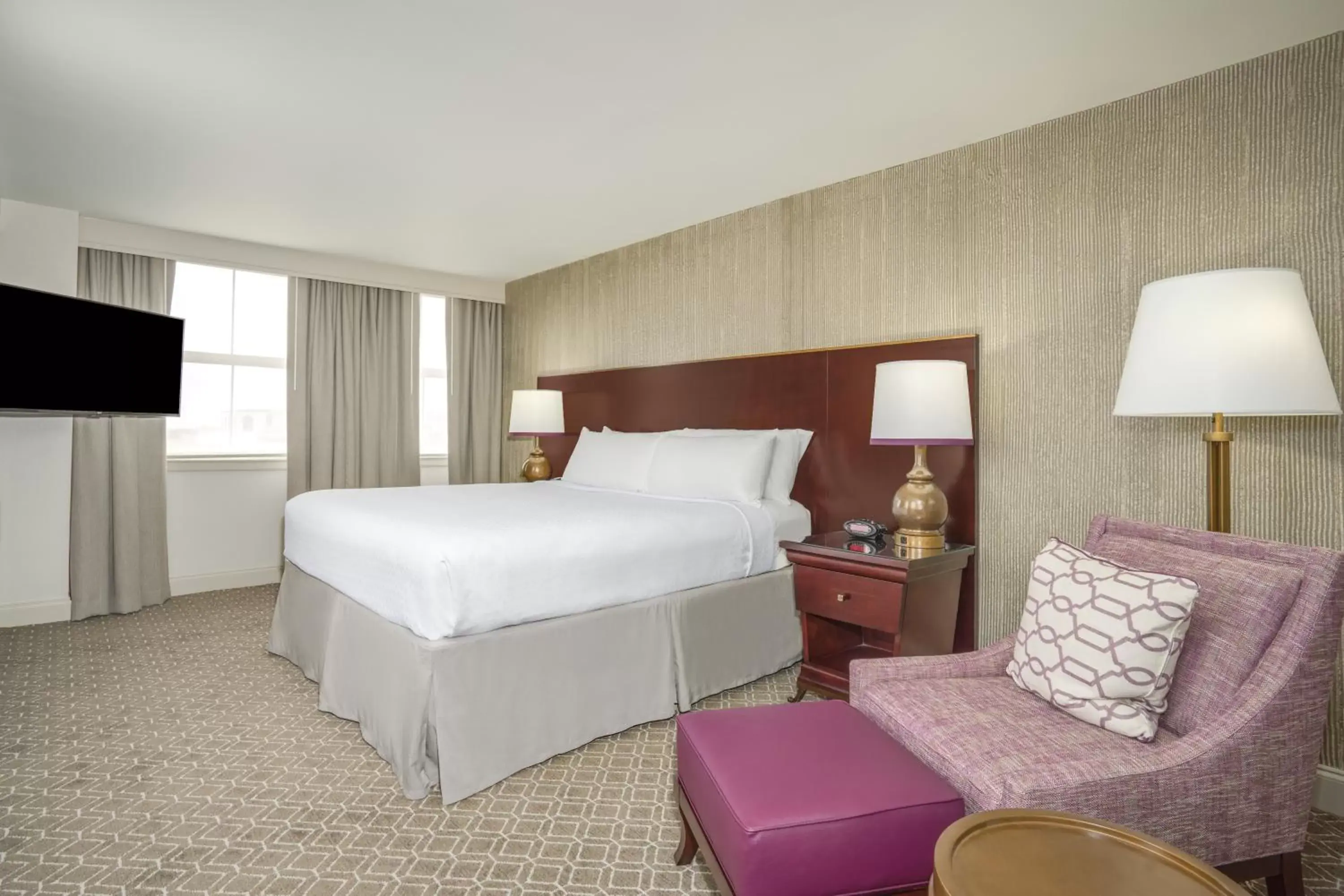 Bedroom, Bed in Astor Crowne Plaza New Orleans French Quarter, Corner of Bourbon and Canal