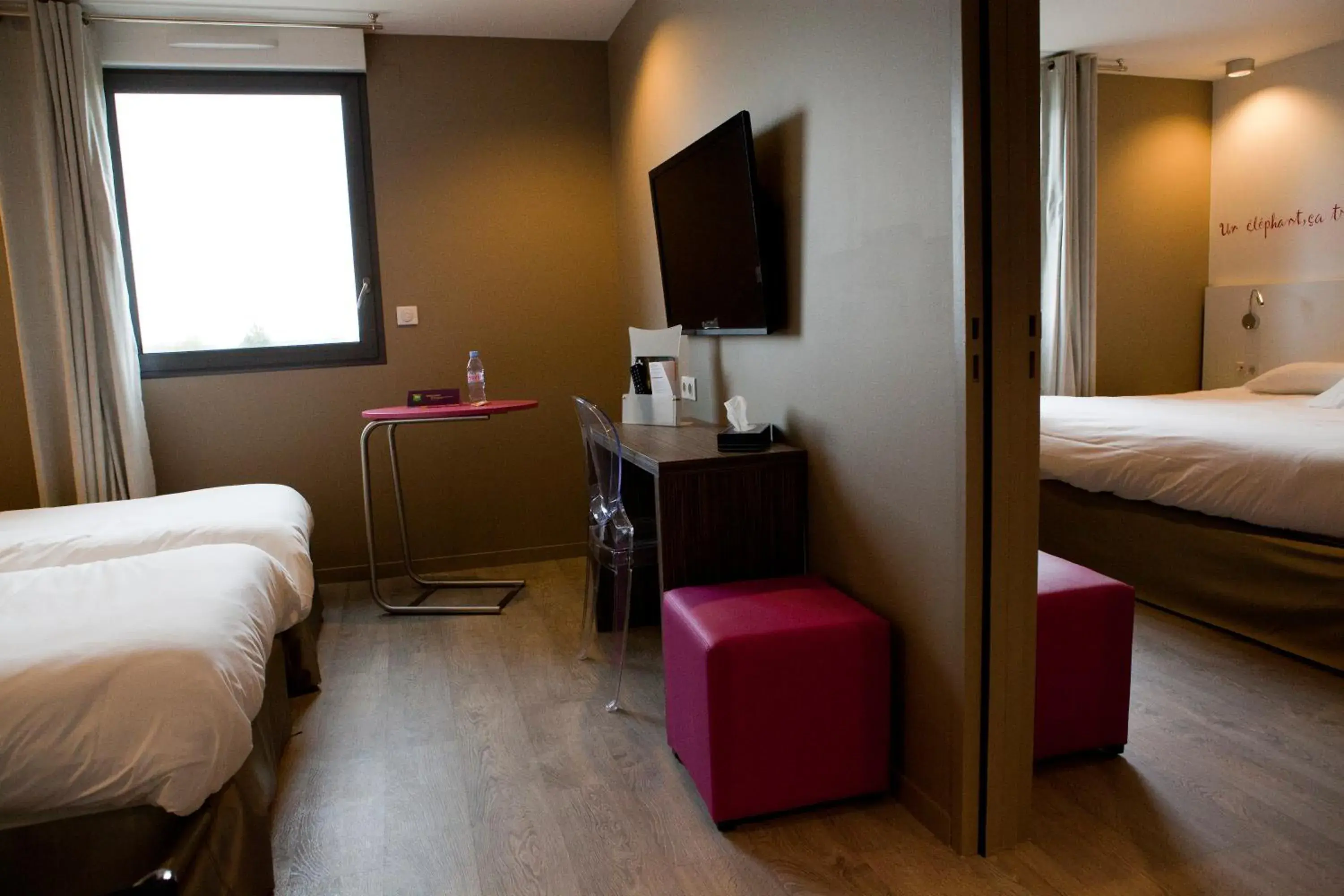 Bedroom, Bed in ibis Styles Rennes St. Gregoire