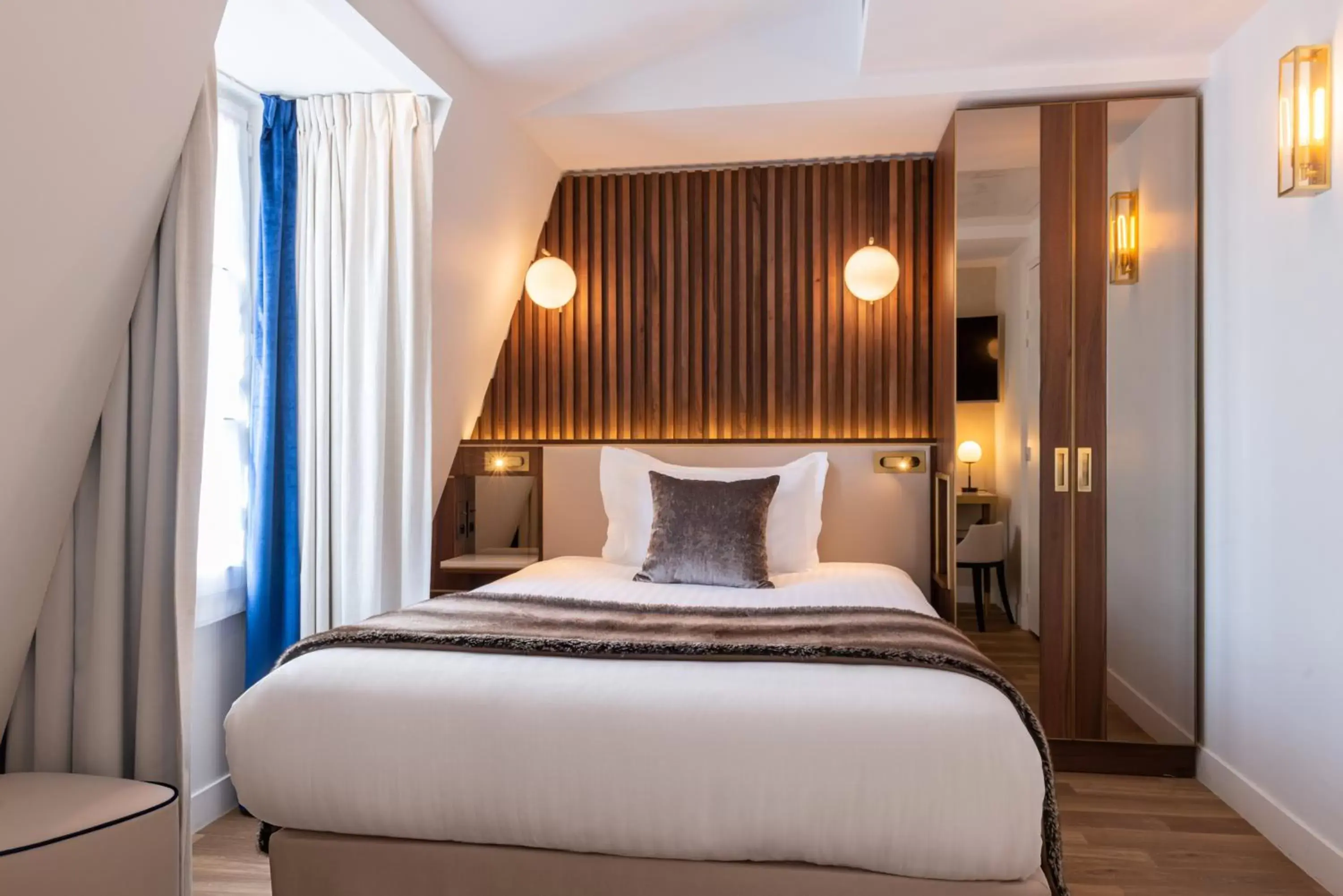 Single Room in Lord Byron Single Room in Lord Byron