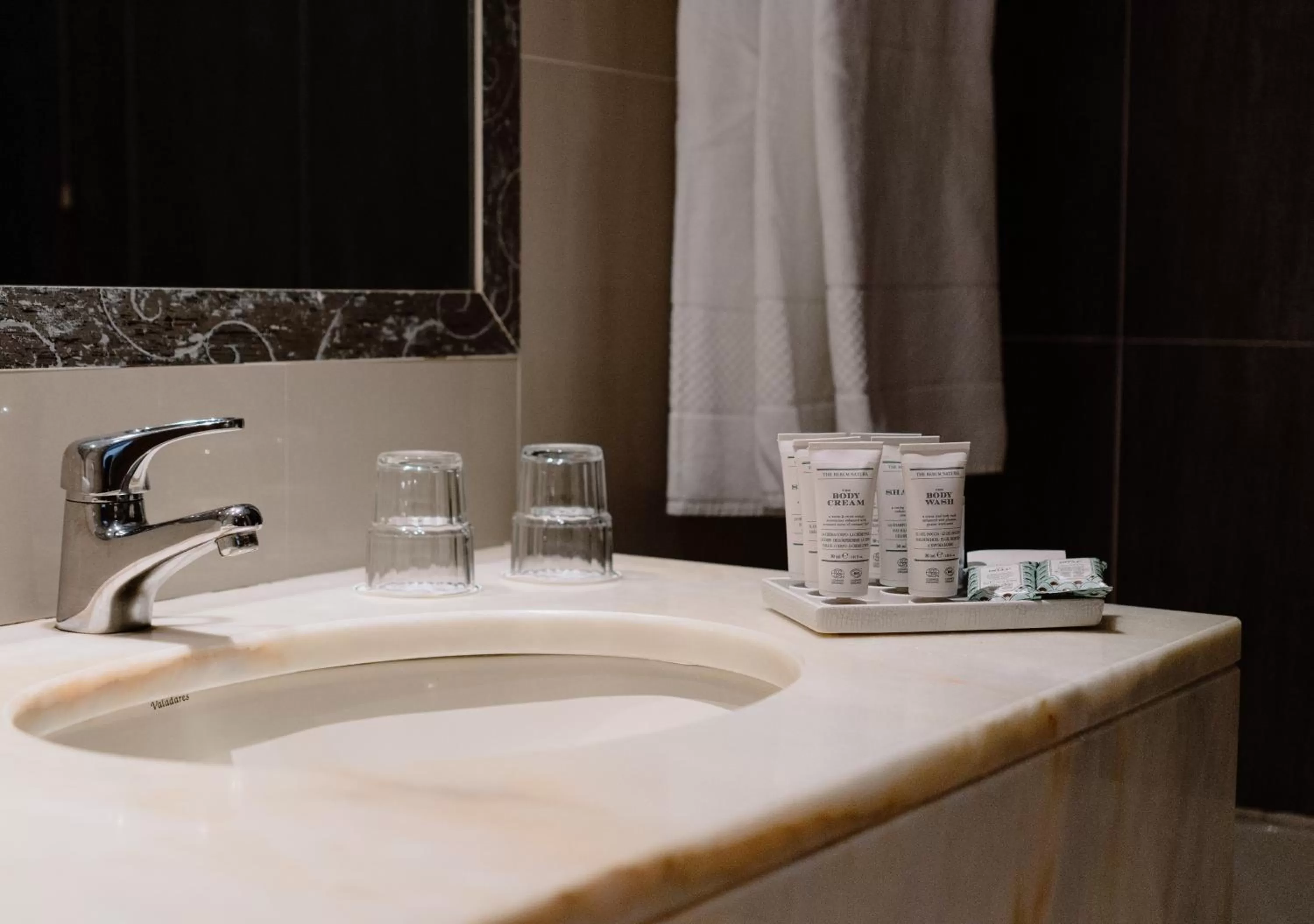 Bathroom in Quintinha Sao Joao Hotel & Spa