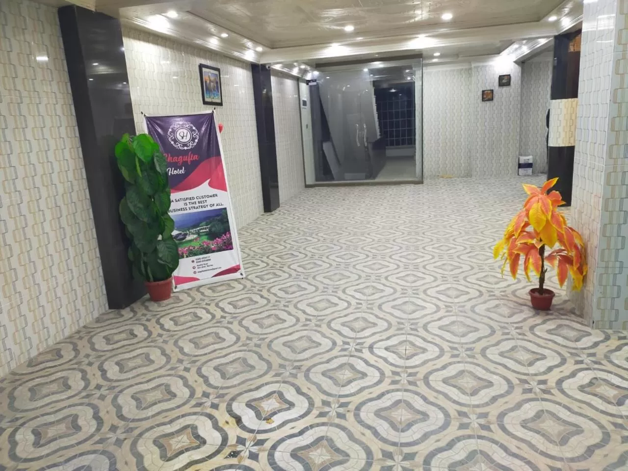 Parking in Shagufta Hotel Murree