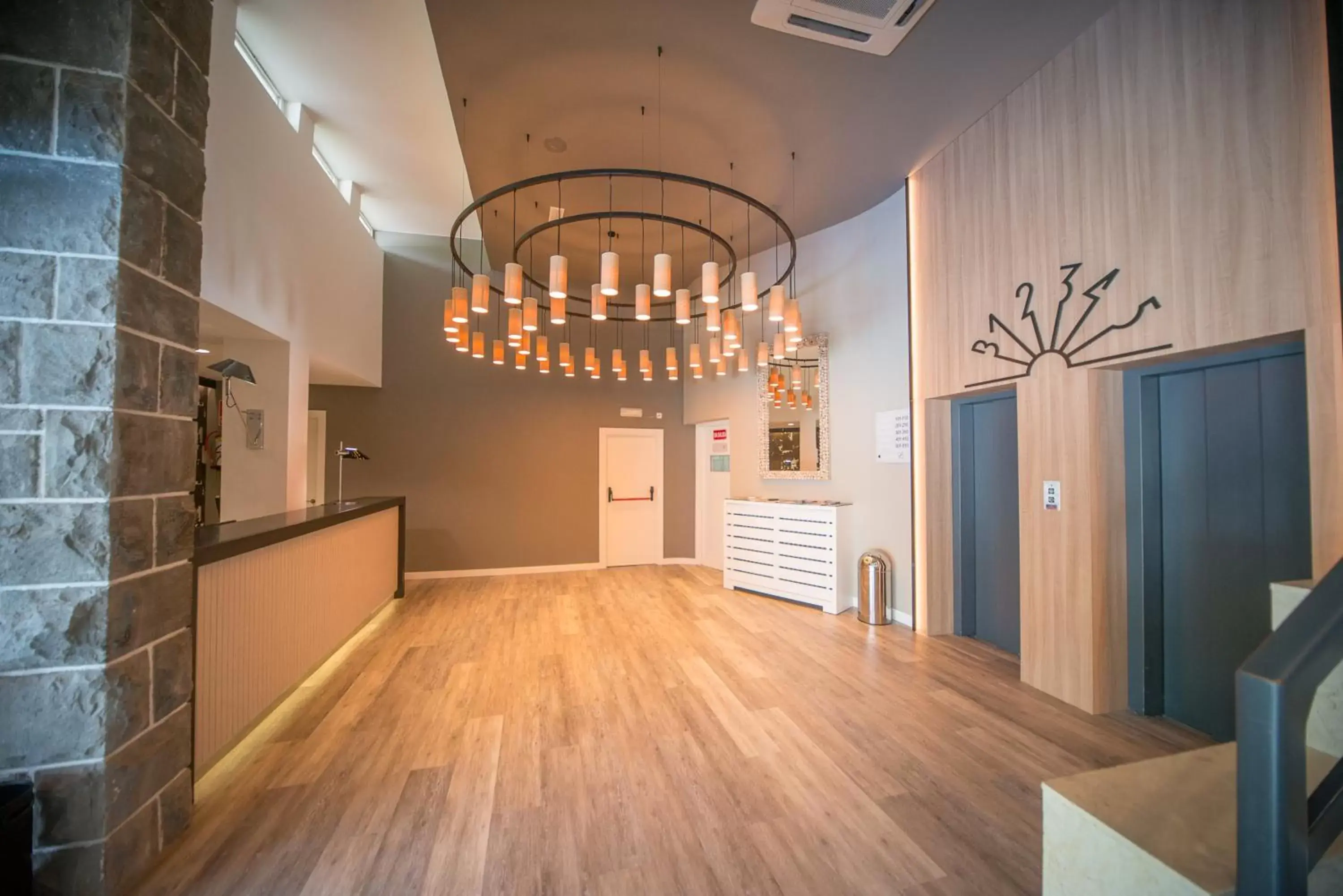 Lobby or reception in Gran Hotel de Jaca Lobby or reception in Gran Hotel de Jaca