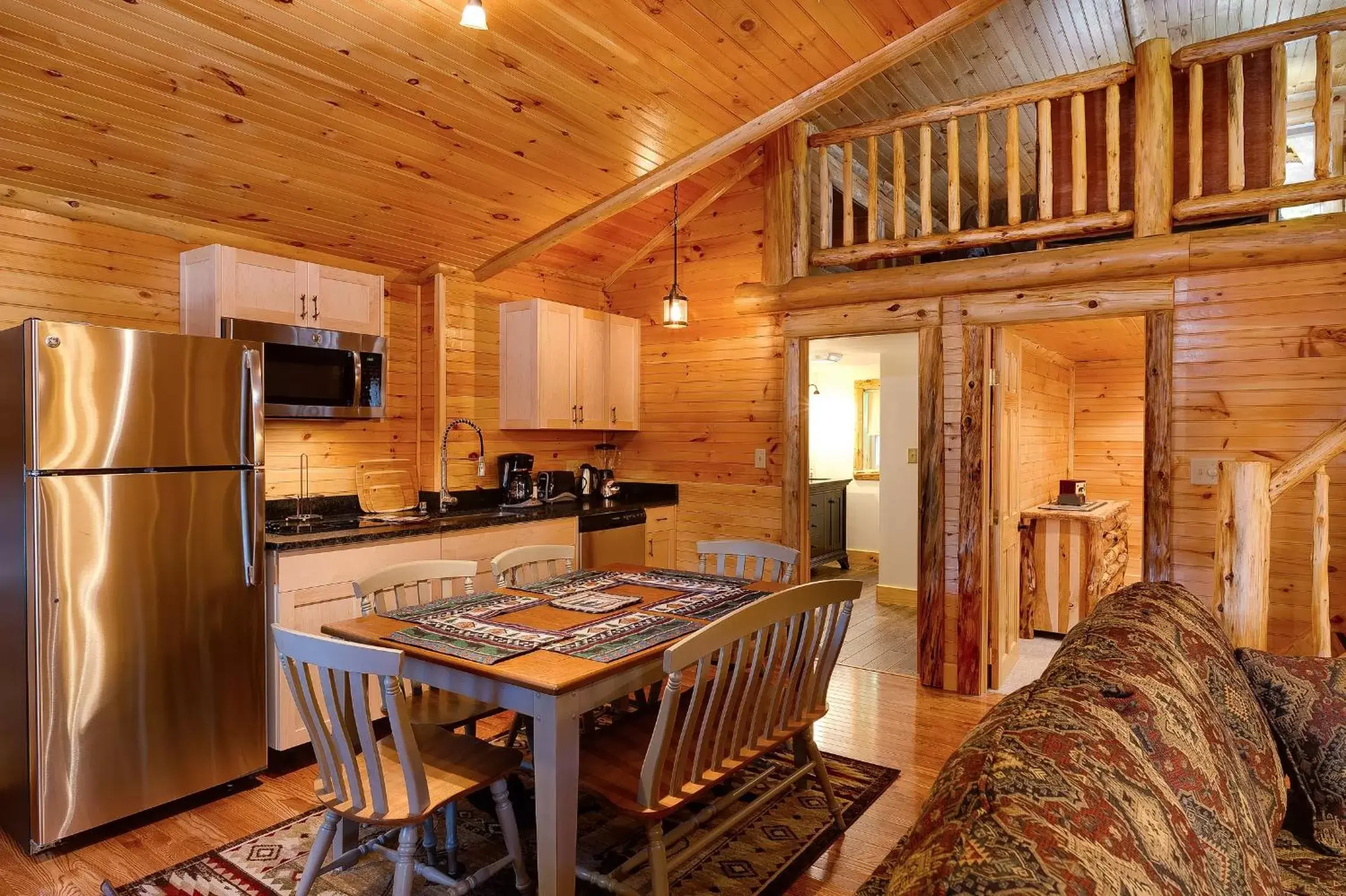 Kitchen or kitchenette, Kitchen/Kitchenette in Cobble Mountain Lodge