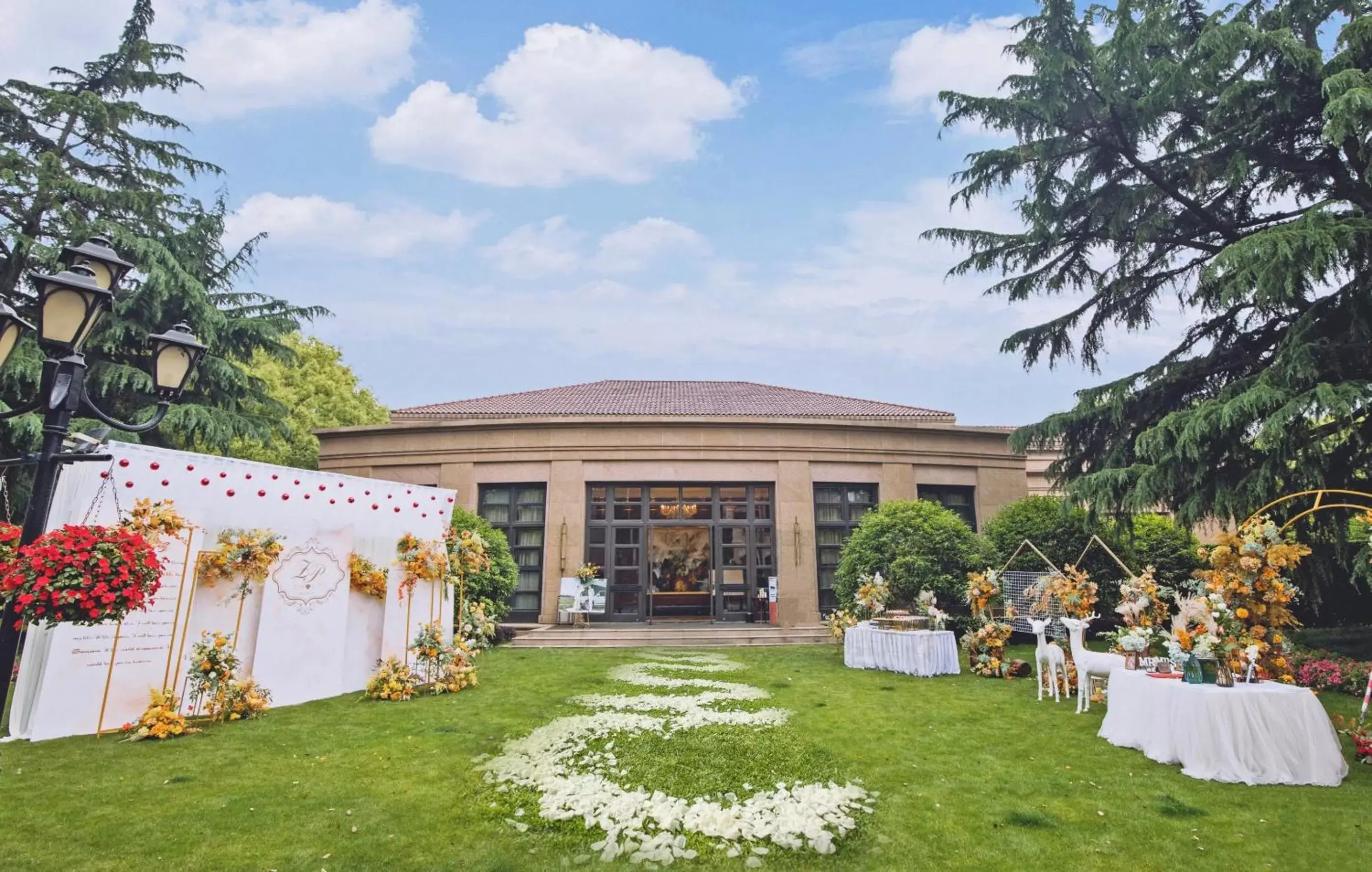 Banquet Facilities in Radisson Collection Hotel, Xing Guo Shanghai