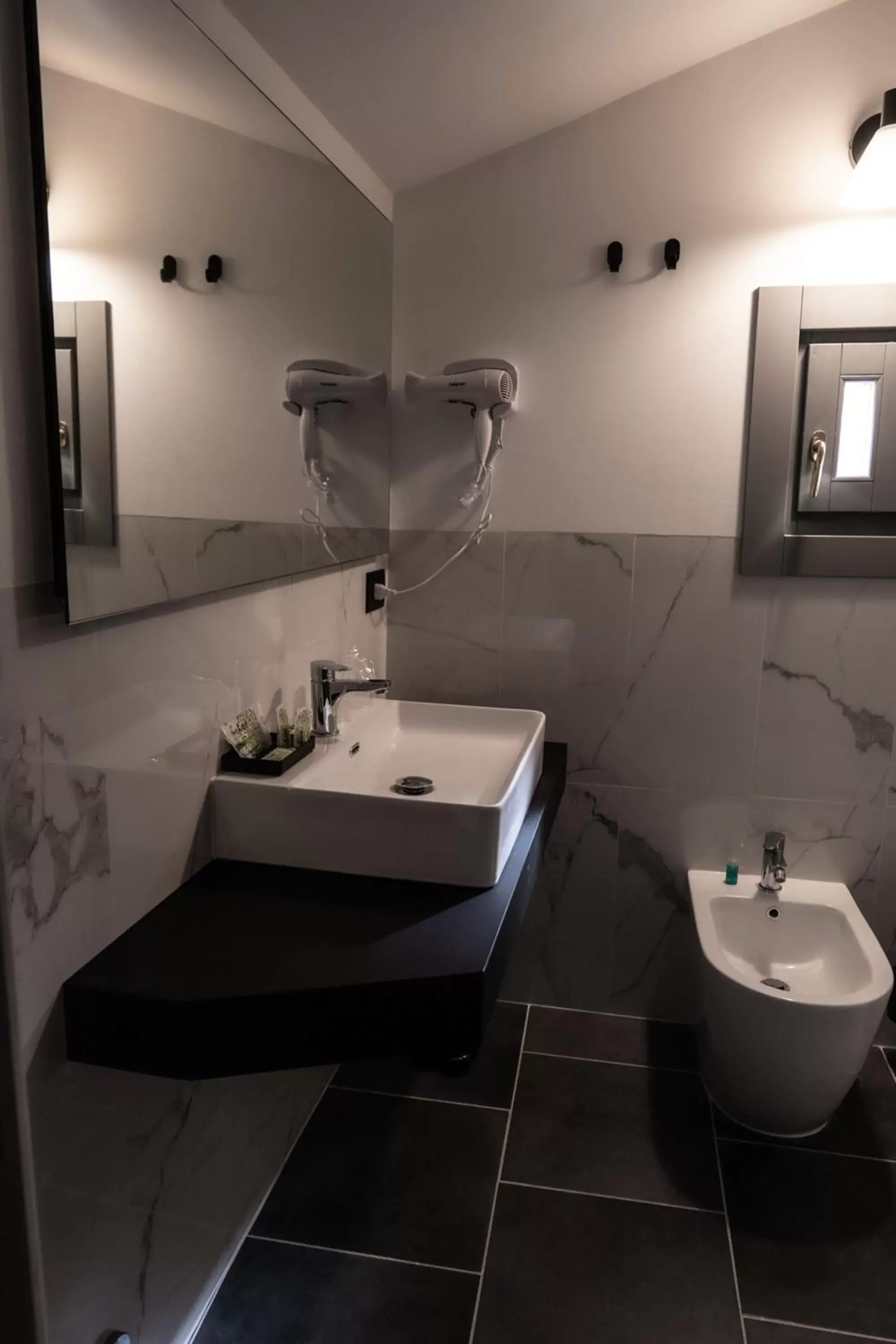 Bathroom in Relais Manzoni
