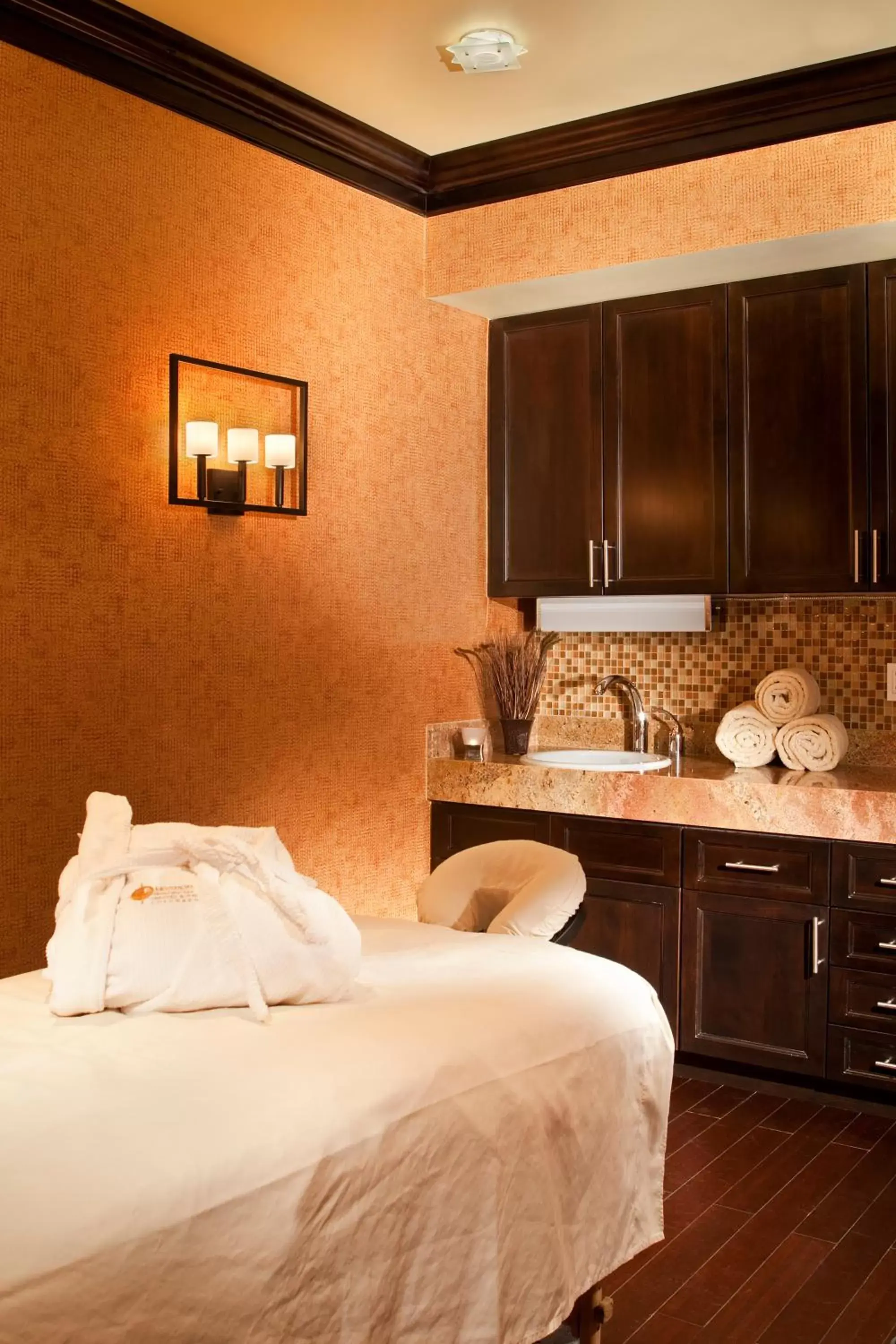 Spa and wellness centre/facilities, Bed in Elevation Hotel & Spa Spa and wellness centre/facilities, Bed in Elevation Hotel & Spa