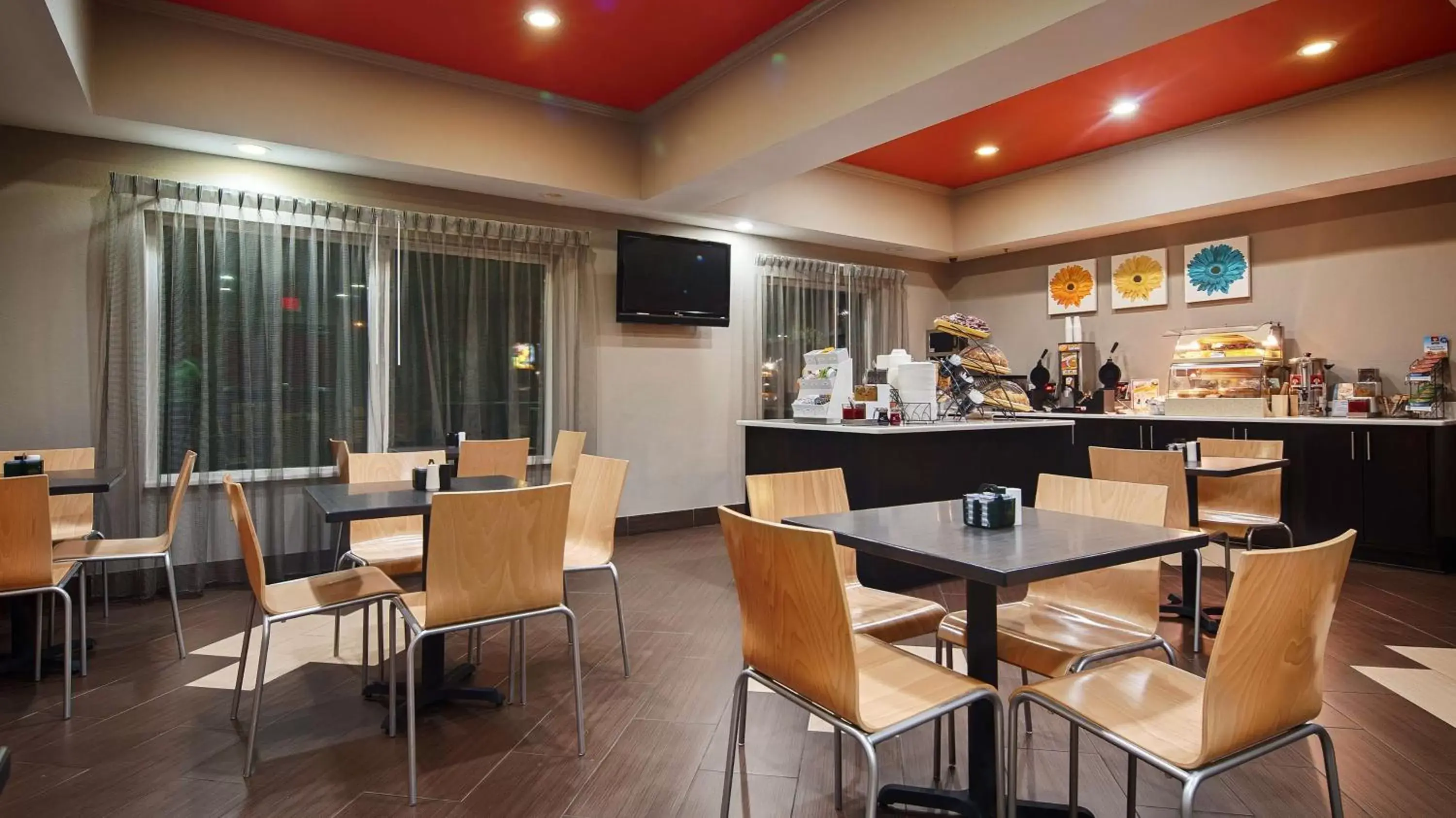 Restaurant/Places to Eat in Best Western Auburndale Inn & Suites