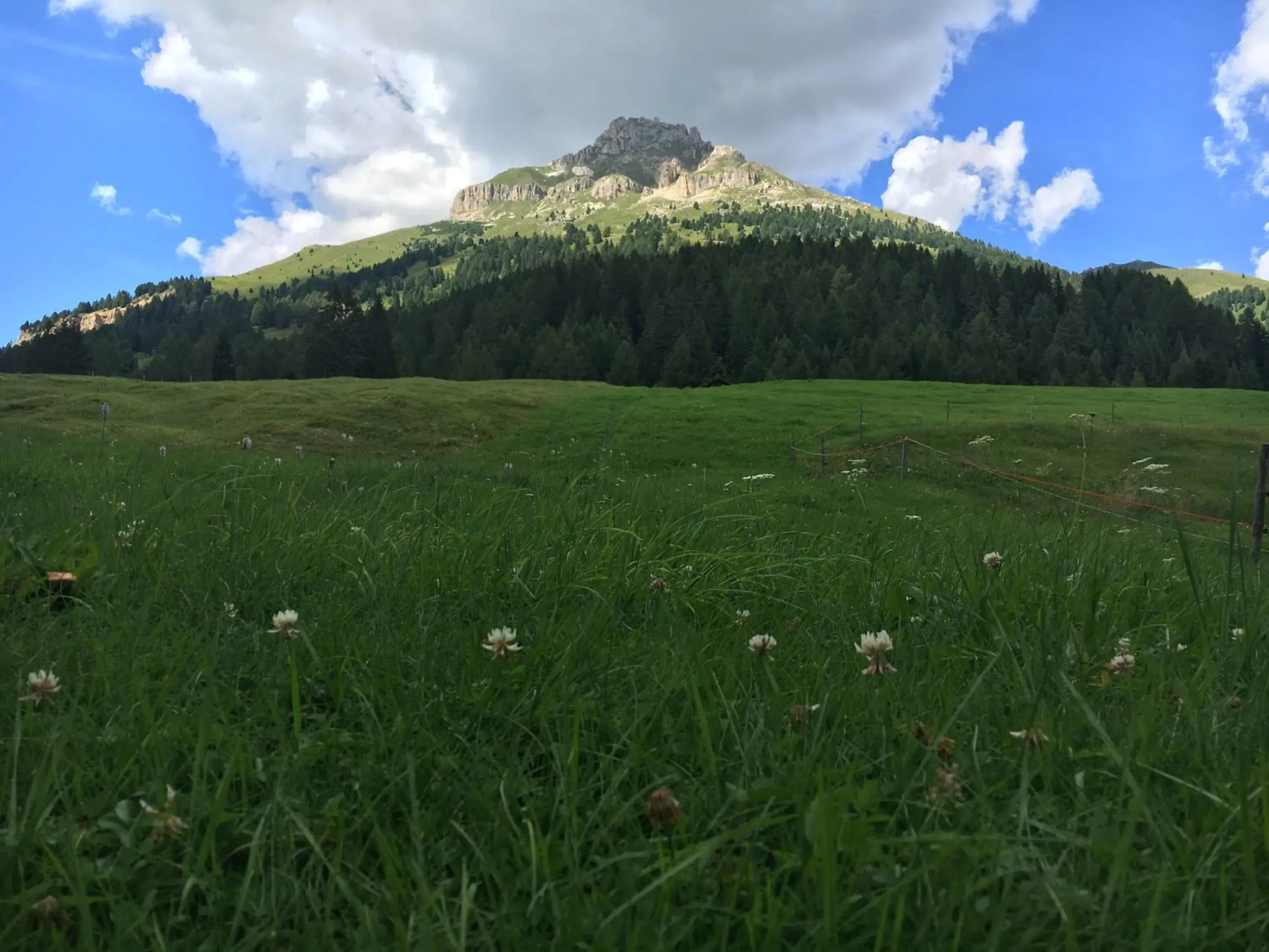 Natural Landscape in Garni Enrosadira