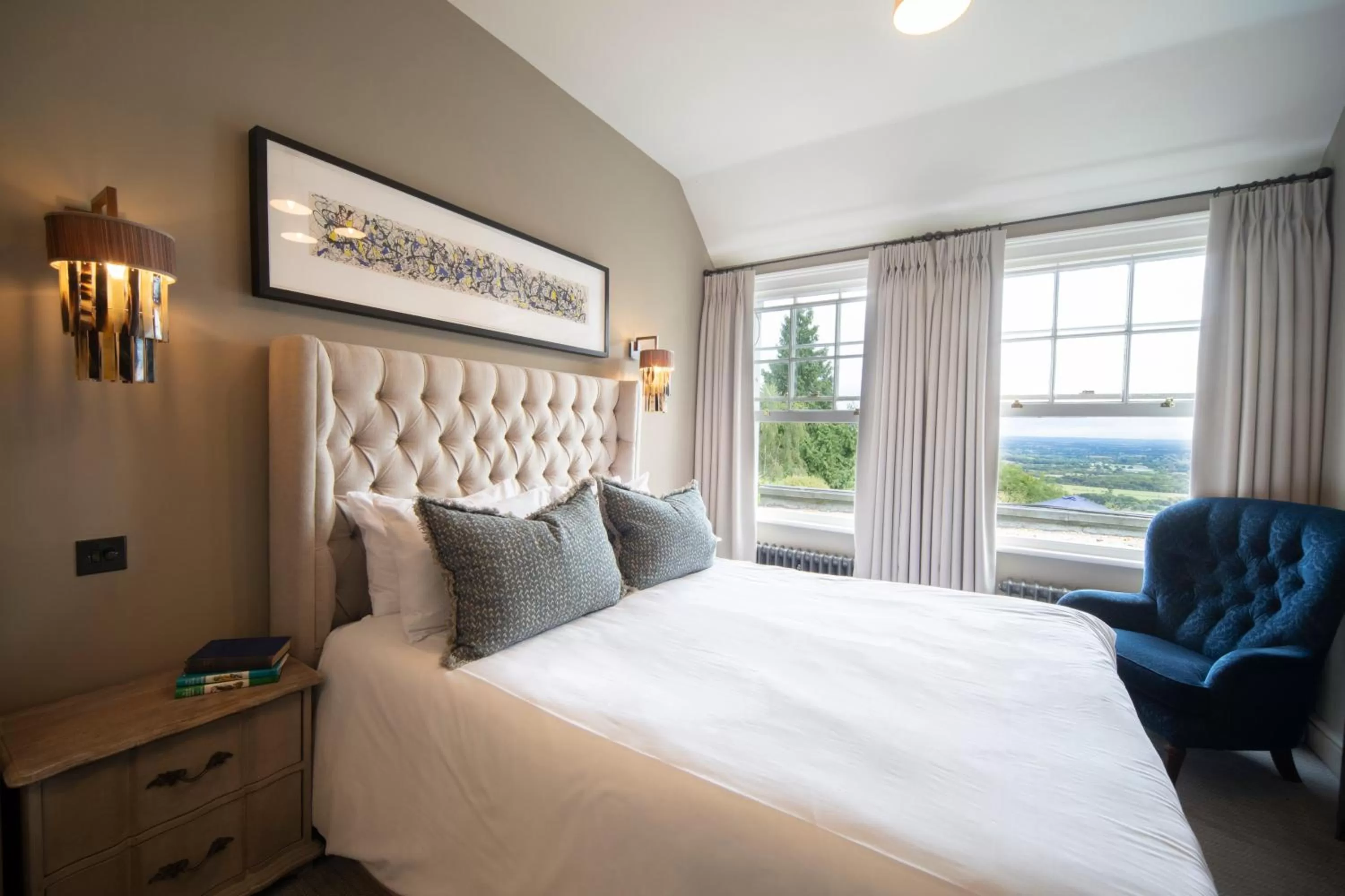 Photo of the whole room, Bed in Cottage In The Wood