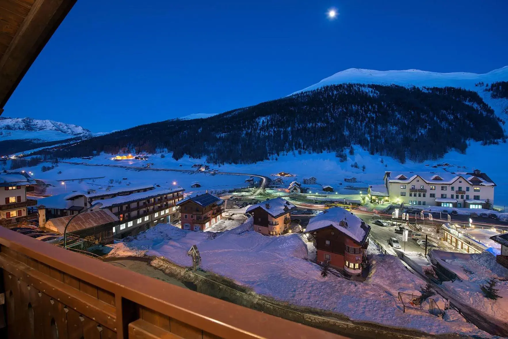 Night, Winter in Garni Oasi