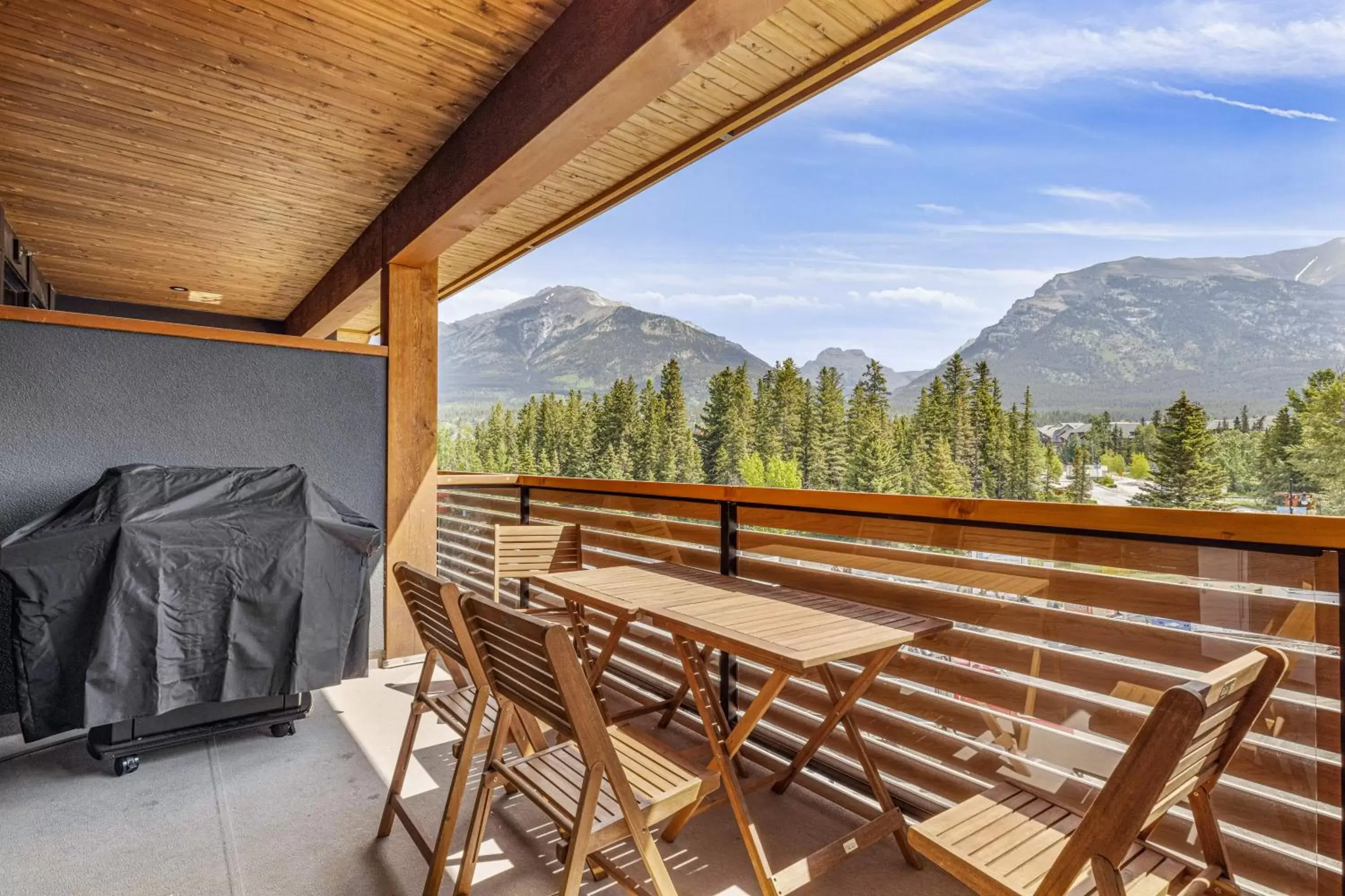 Balcony/Terrace, Mountain View in Tamarack Lodge by Spring Creek Vacations