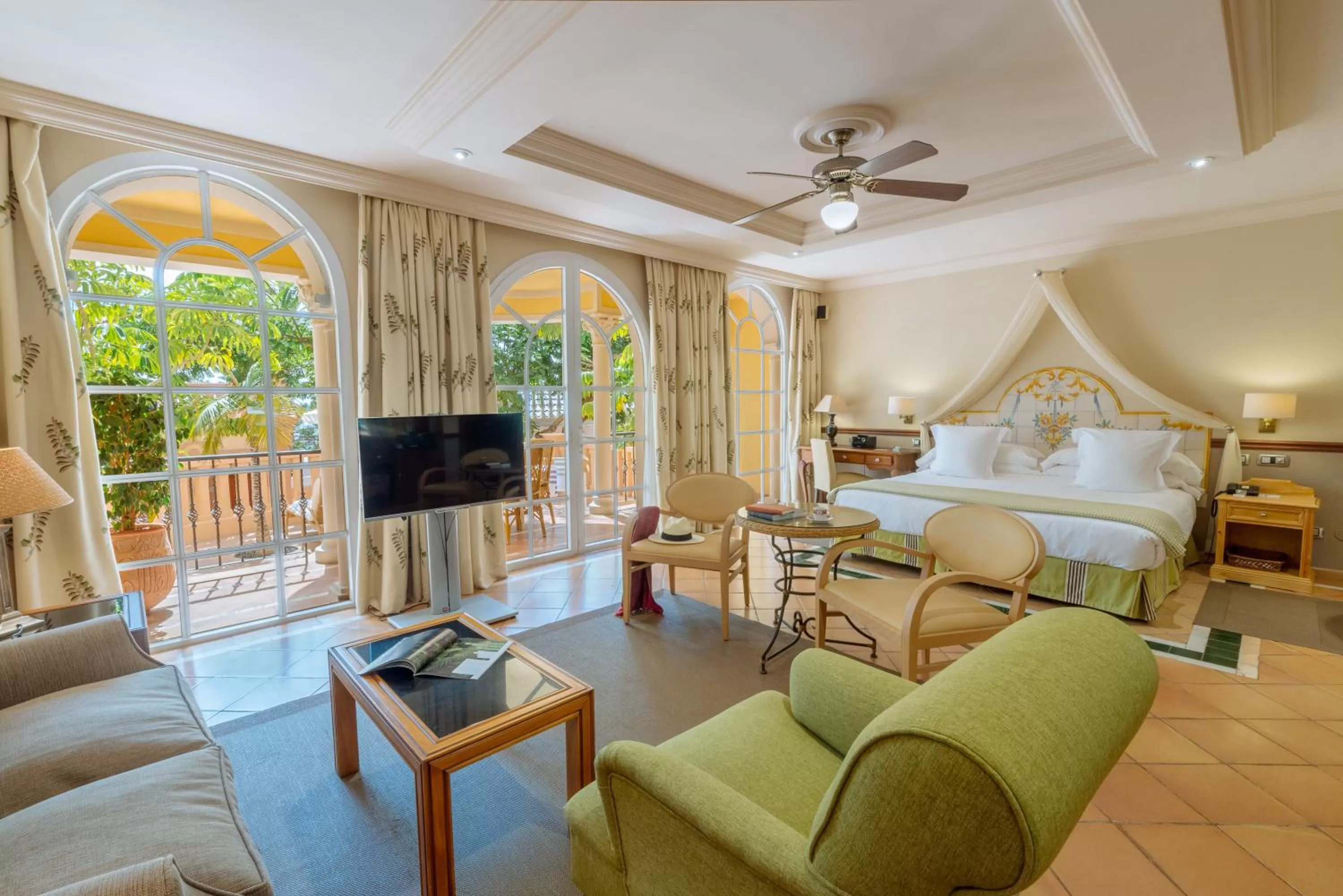 Bedroom, Bed in Bahia del Duque