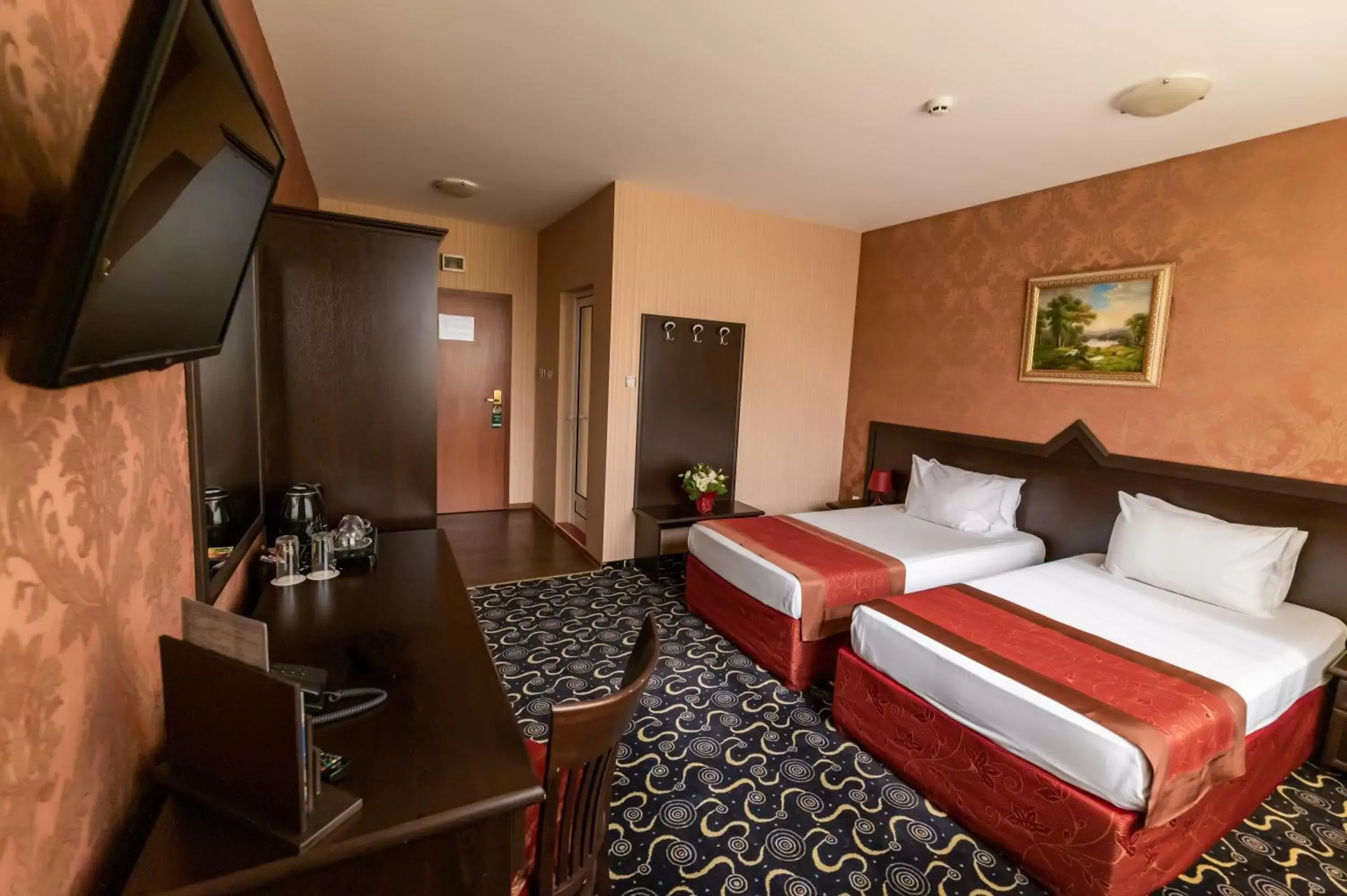 Single Room in Hotel Montecito Single Room in Hotel Montecito