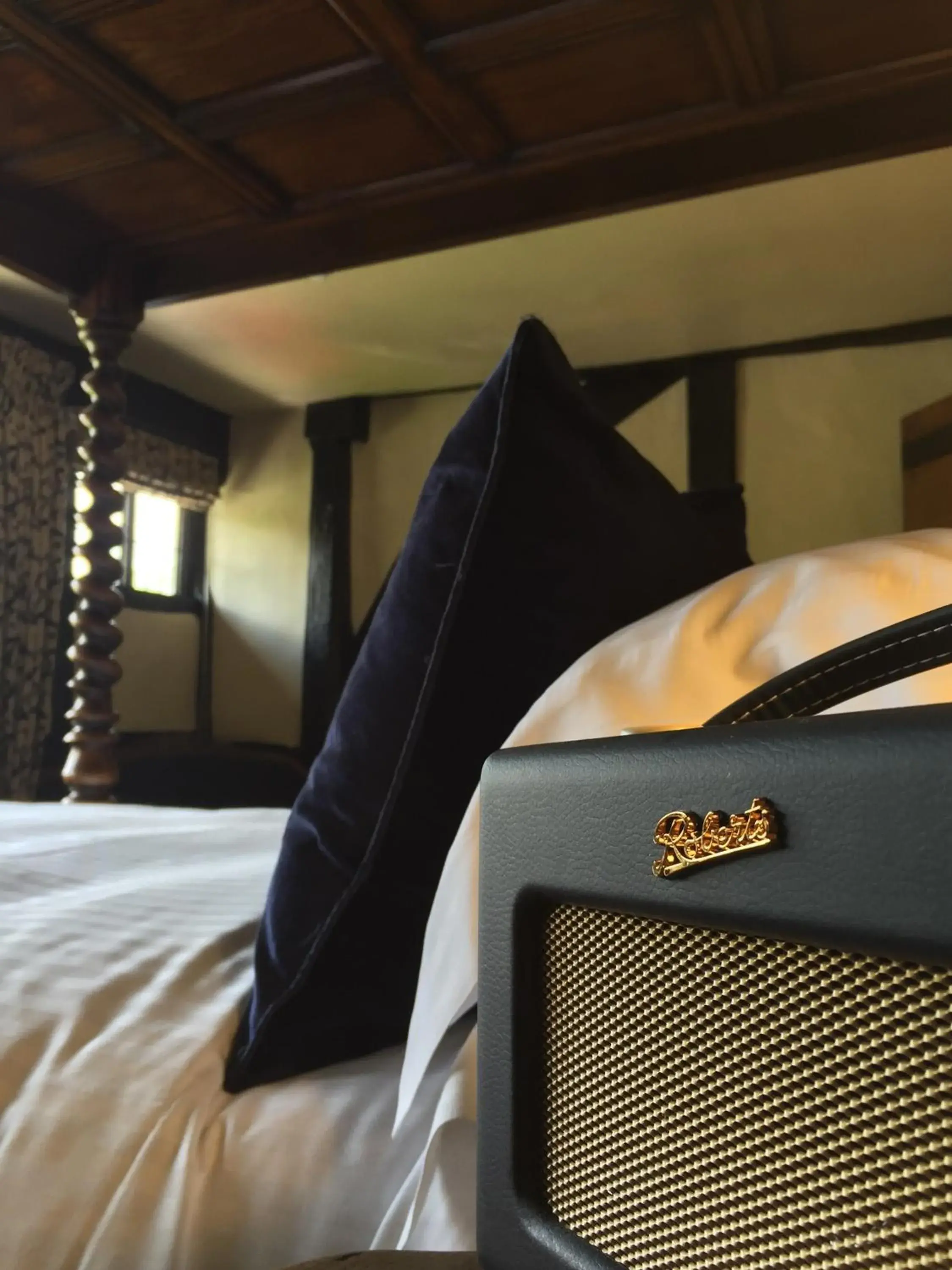 Bedroom in The Crown Inn