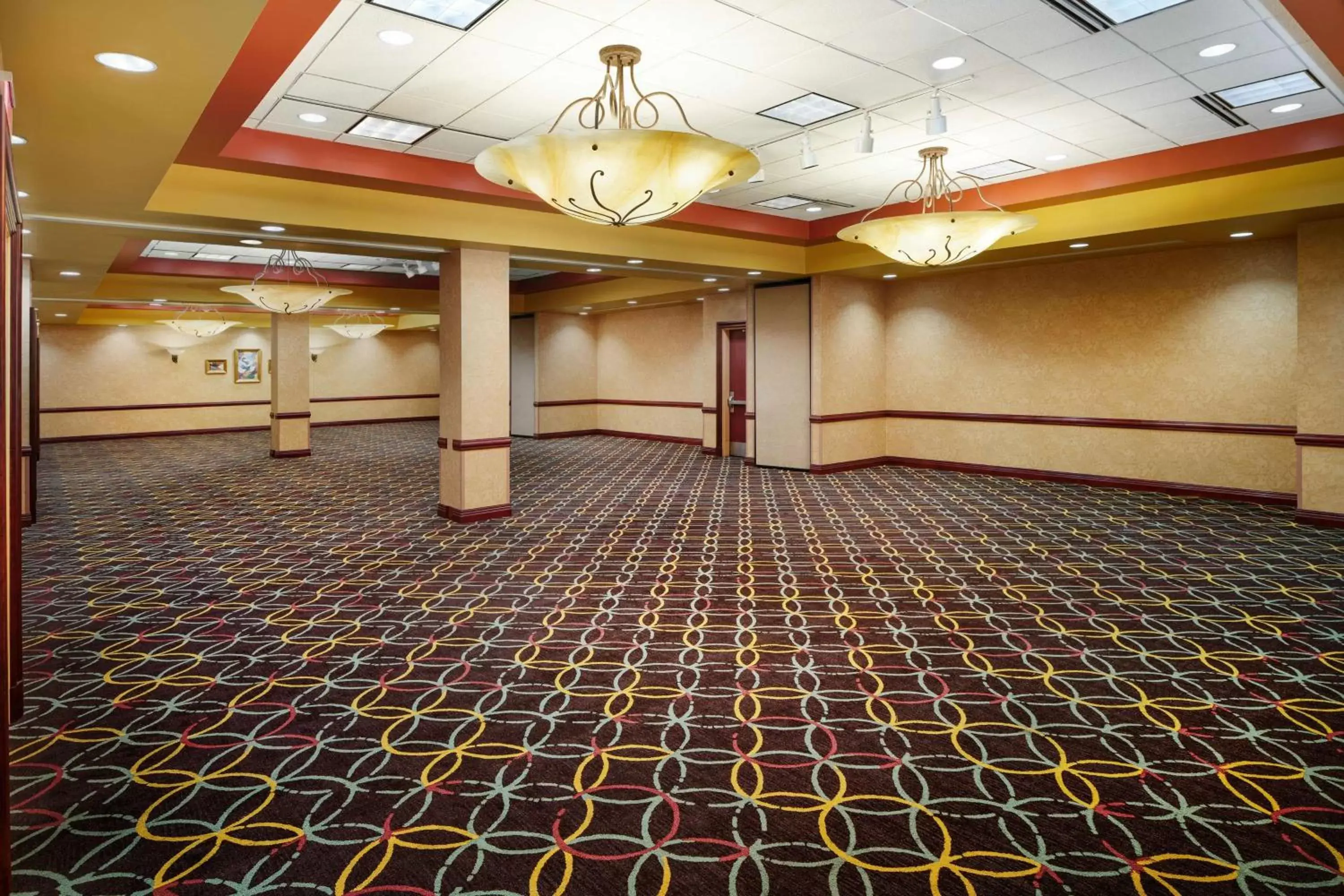 Meeting/conference room, Banquet Facilities in Embassy Suites by Hilton Hampton Convention Center