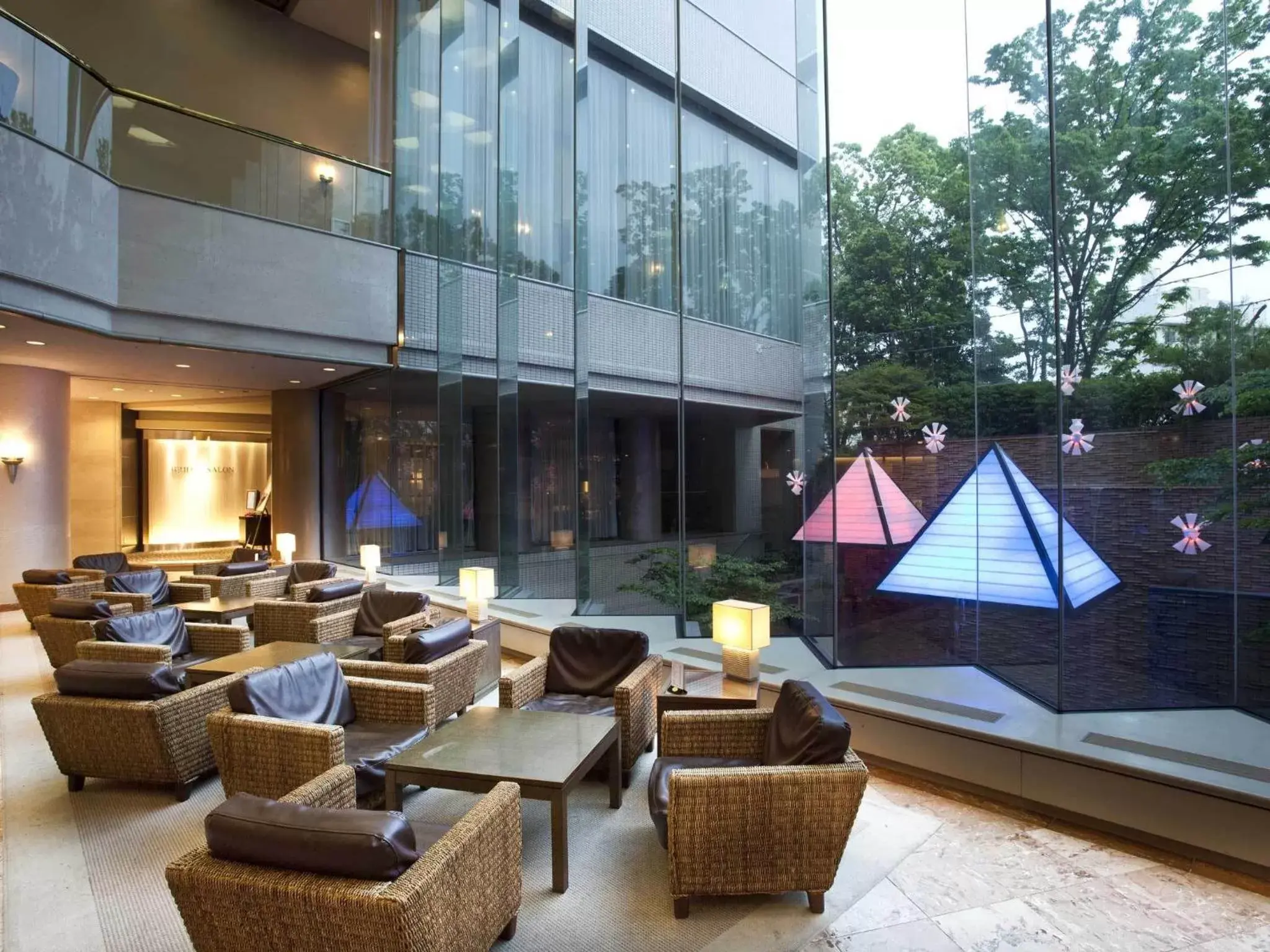 Lobby or reception, Patio/Outdoor Area in Rembrandt Hotel Oita