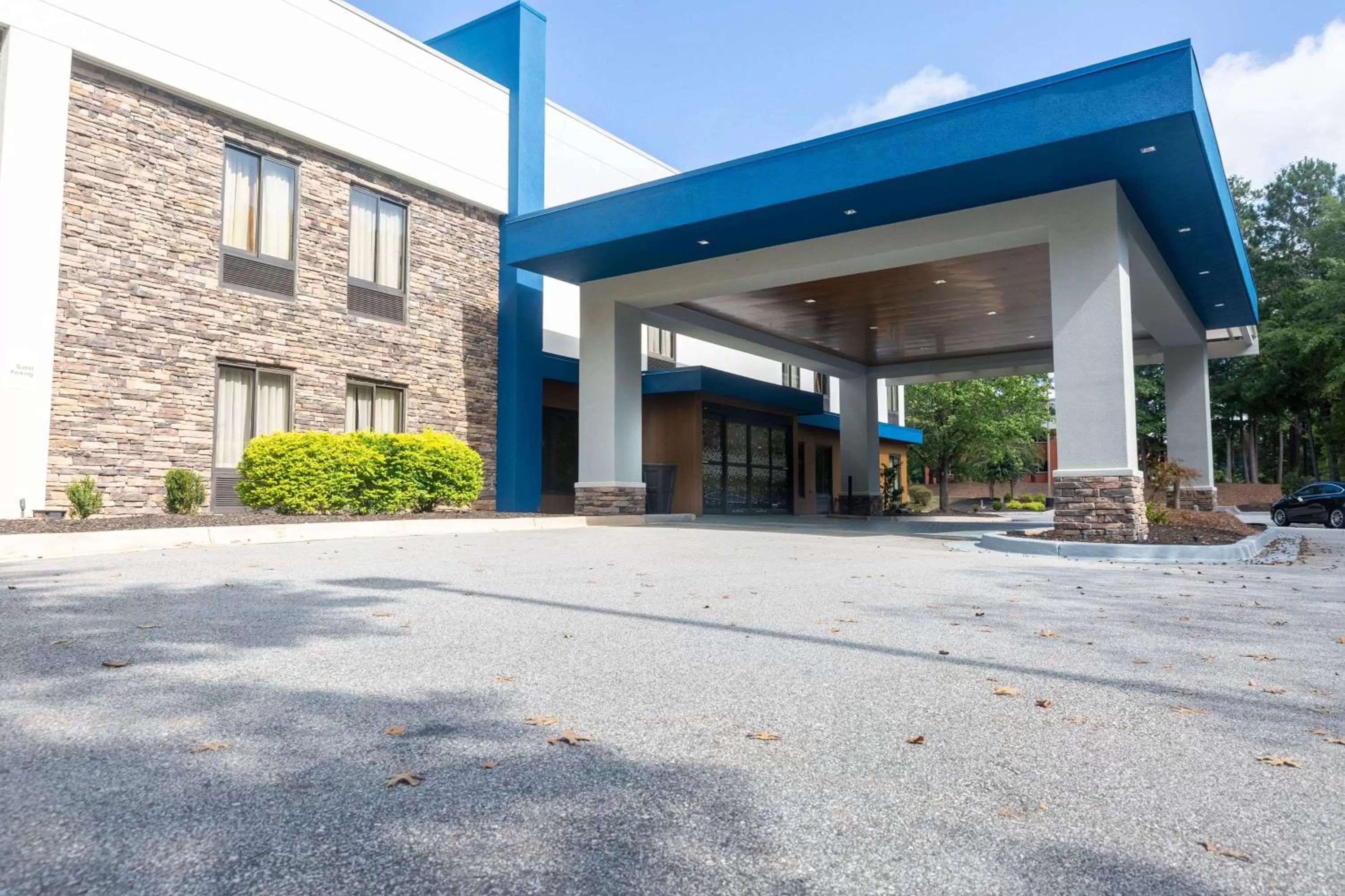 Property building in Hampton Inn Atlanta/Peachtree City