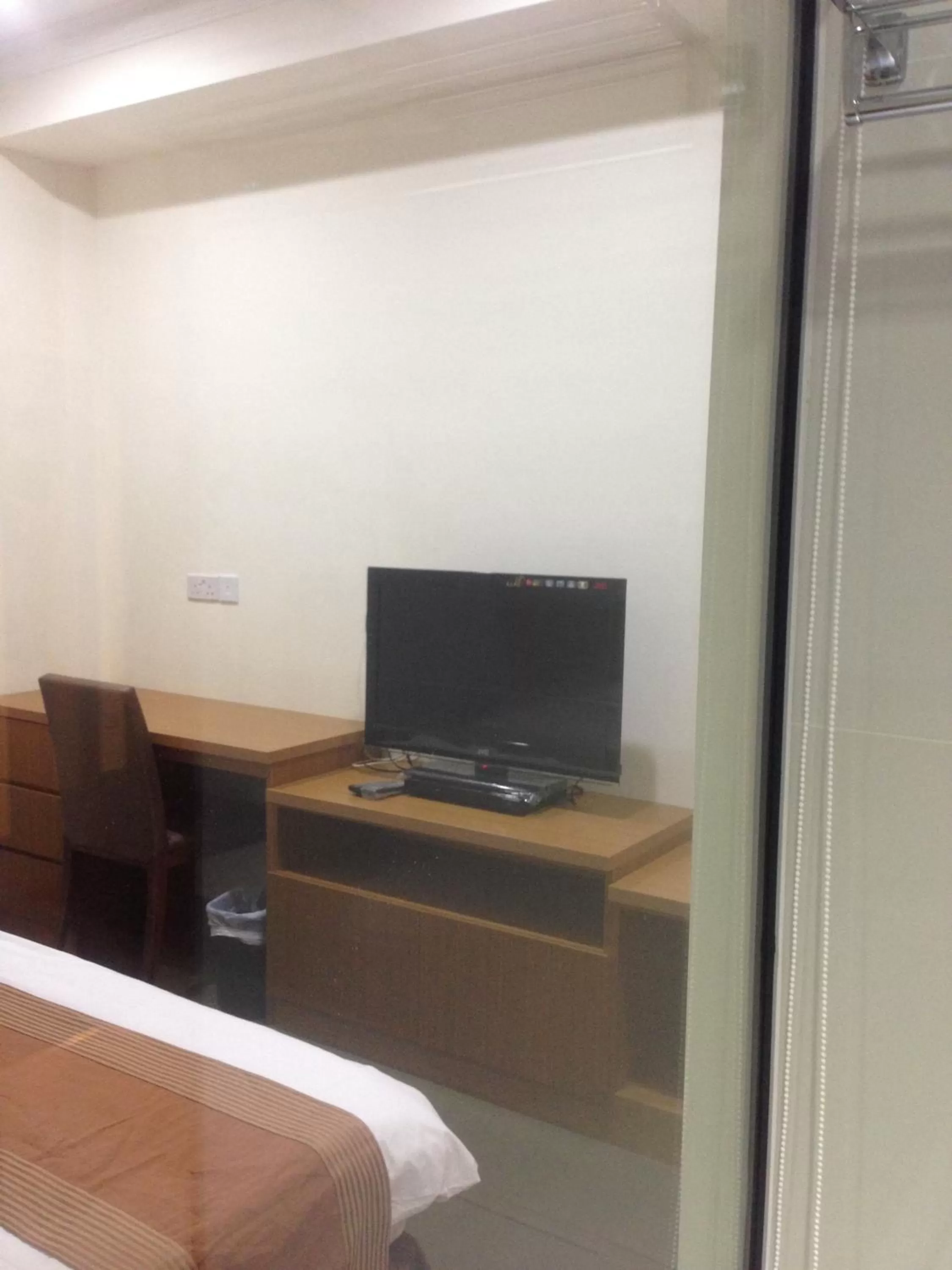 TV and multimedia, Bed in New Cape Inn