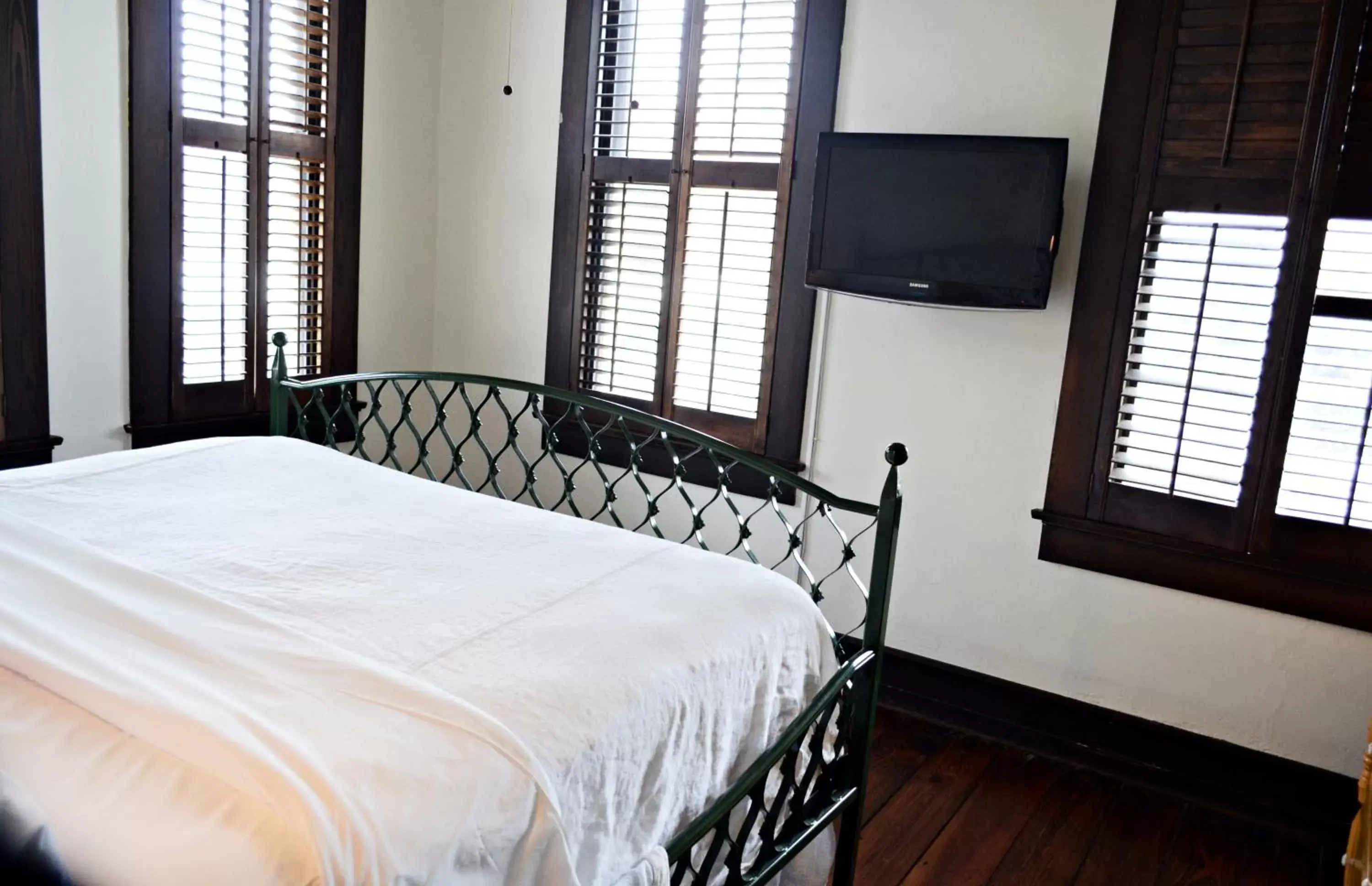 Bed in Hotel Havana