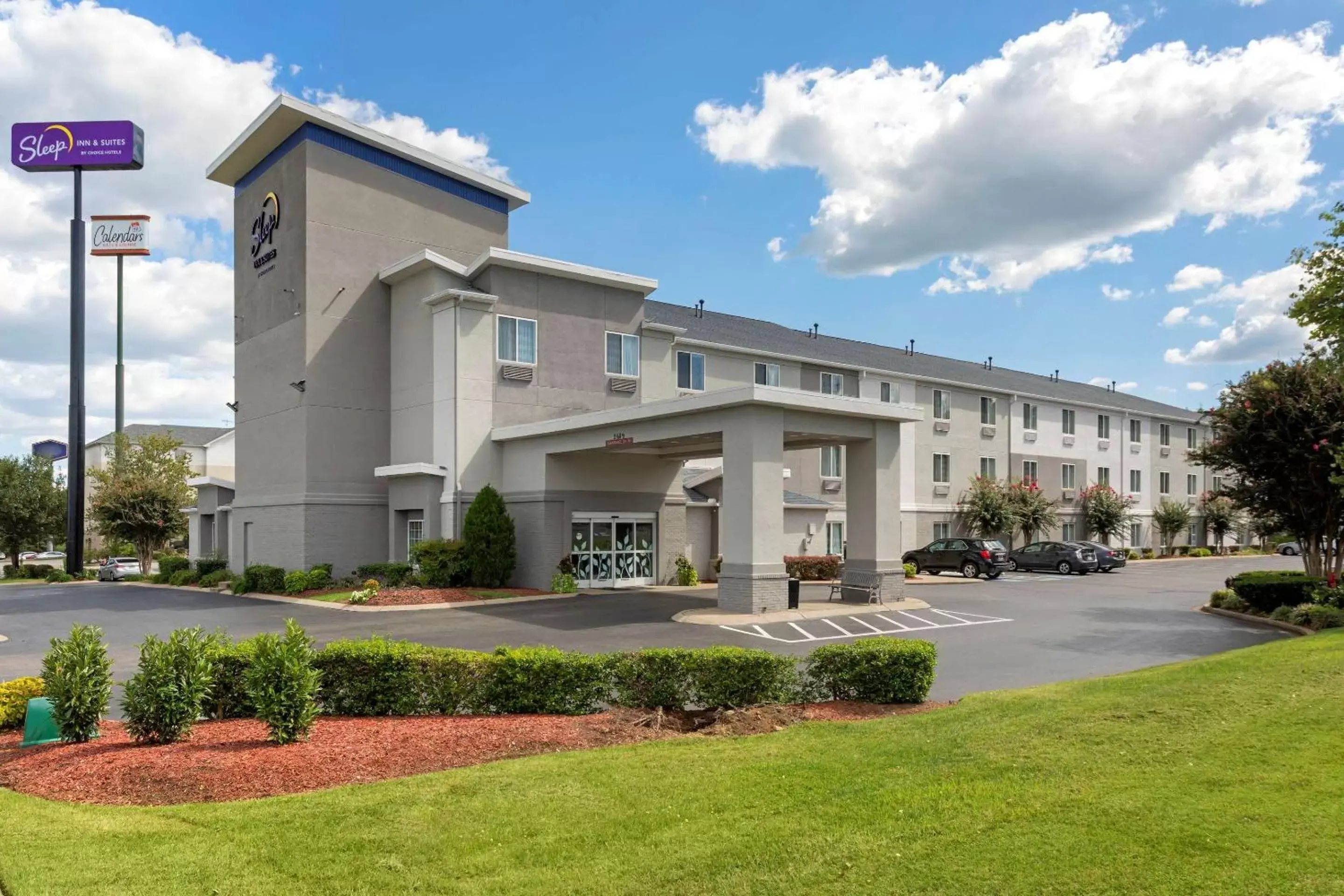 Property Building in Sleep Inn & Suites Smyrna – Nashville